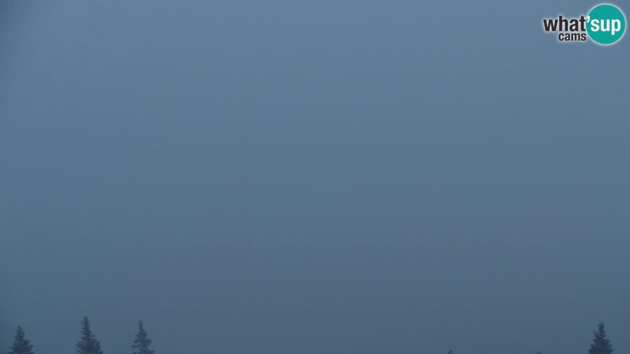 Spletna kamera Koča na Golici (1582 m) – Jesenice