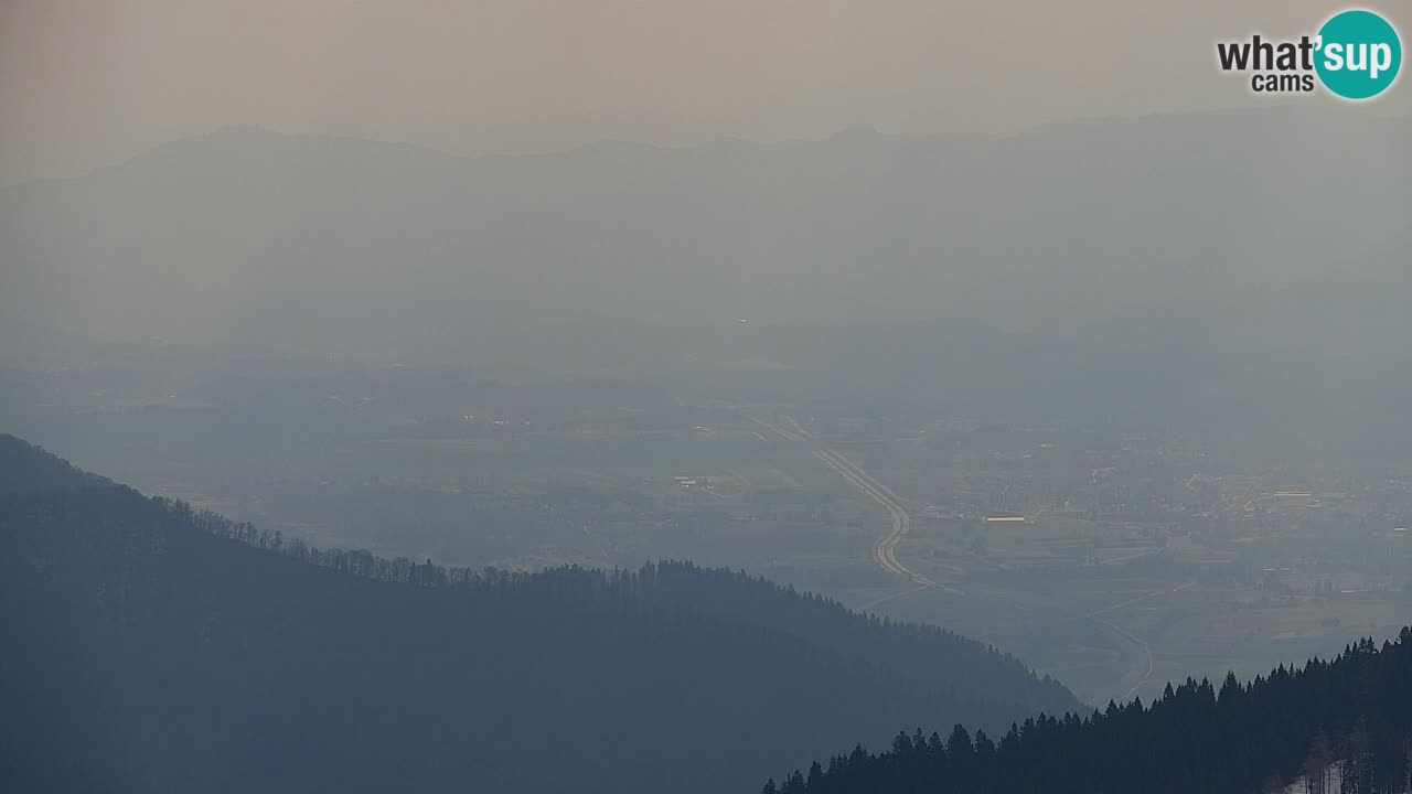 Spletna kamera Koča na Golici (1582 m) – Jesenice