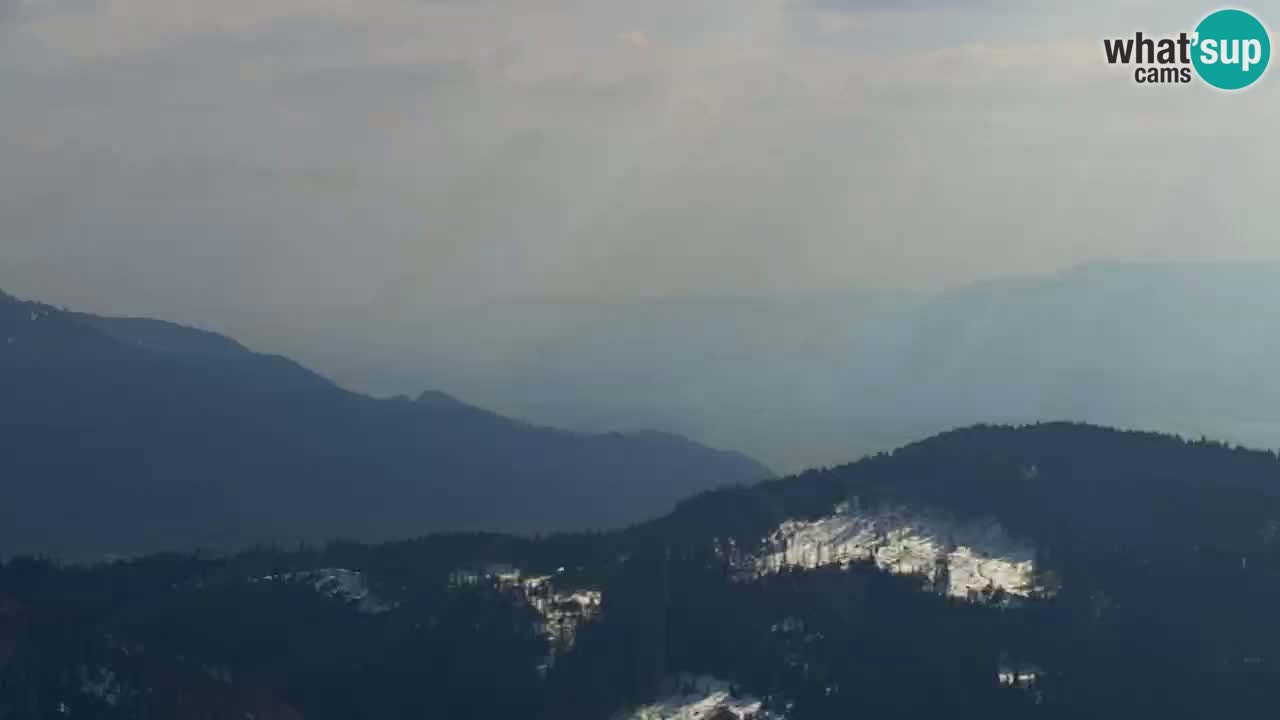 Spletna kamera Koča na Golici (1582 m) – Jesenice