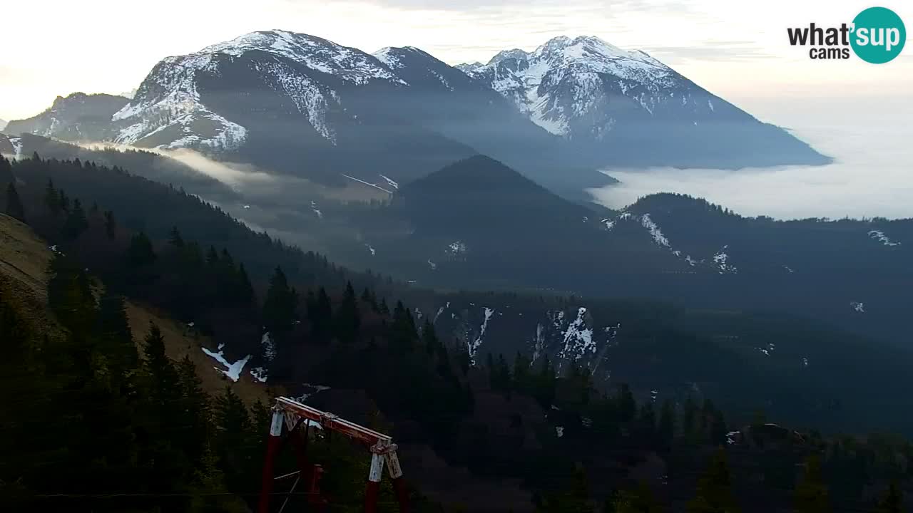 Spletna kamera Koča na Golici (1582 m) – Jesenice