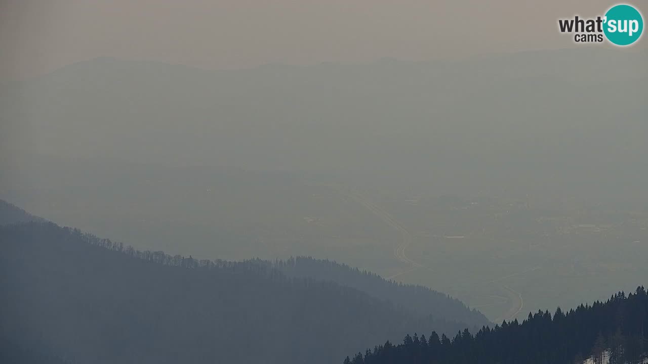 Koča na Golici Webcam (1582 m) – Slowenien