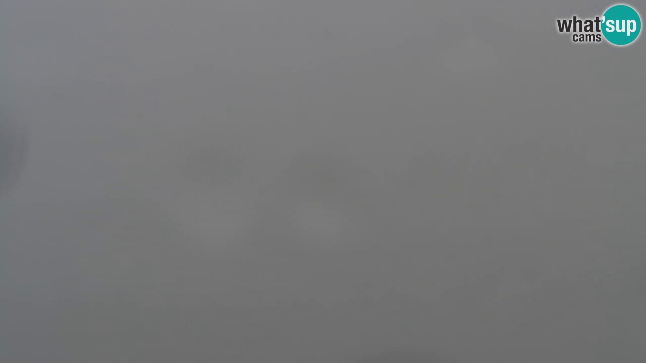 Spletna kamera Koča na Golici (1582 m) – Jesenice