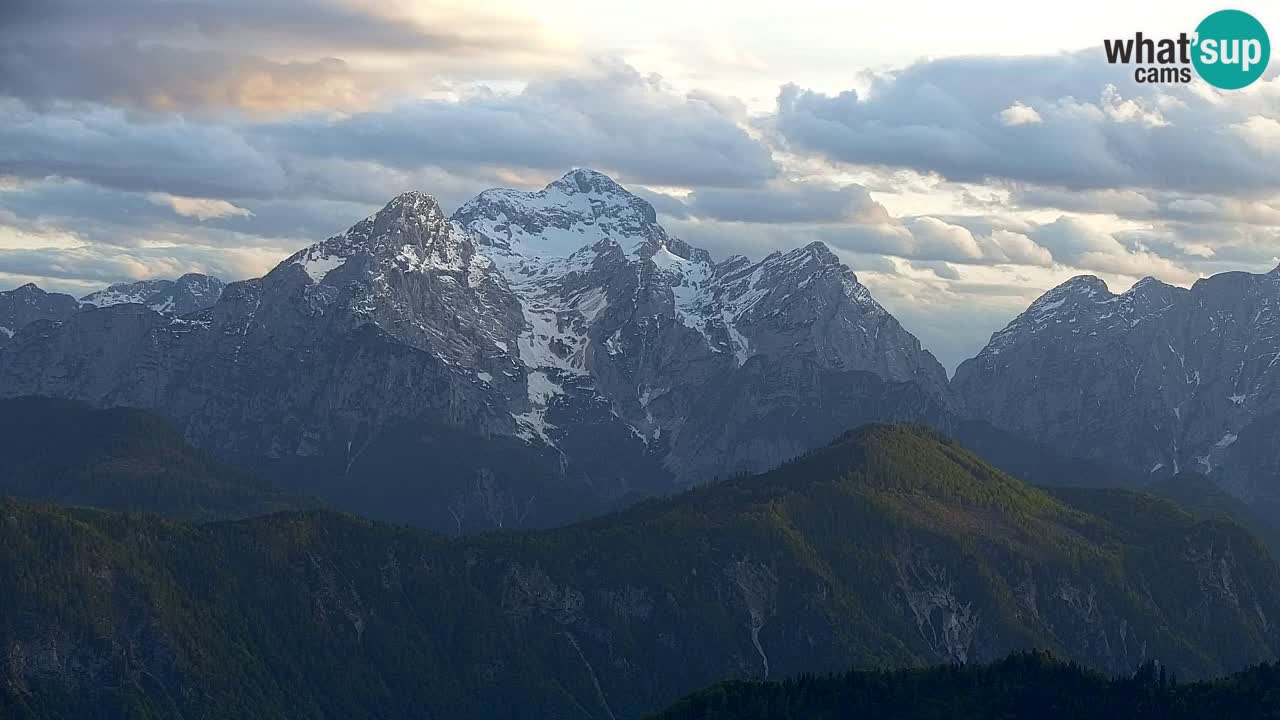 Web kamera Koča na Golici (1582 m) – Slovenija