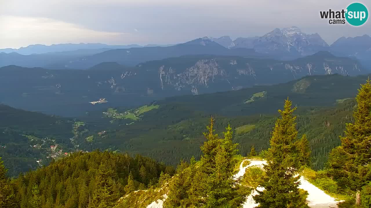 Spletna kamera Koča na Golici (1582 m) – Jesenice