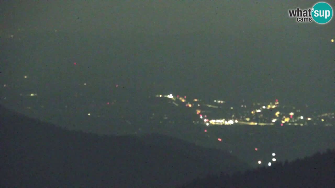 Spletna kamera Koča na Golici (1582 m) – Jesenice