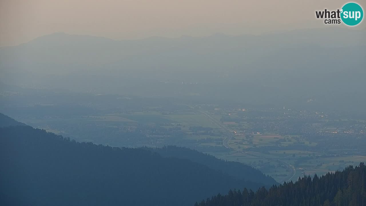 Spletna kamera Koča na Golici (1582 m) – Jesenice
