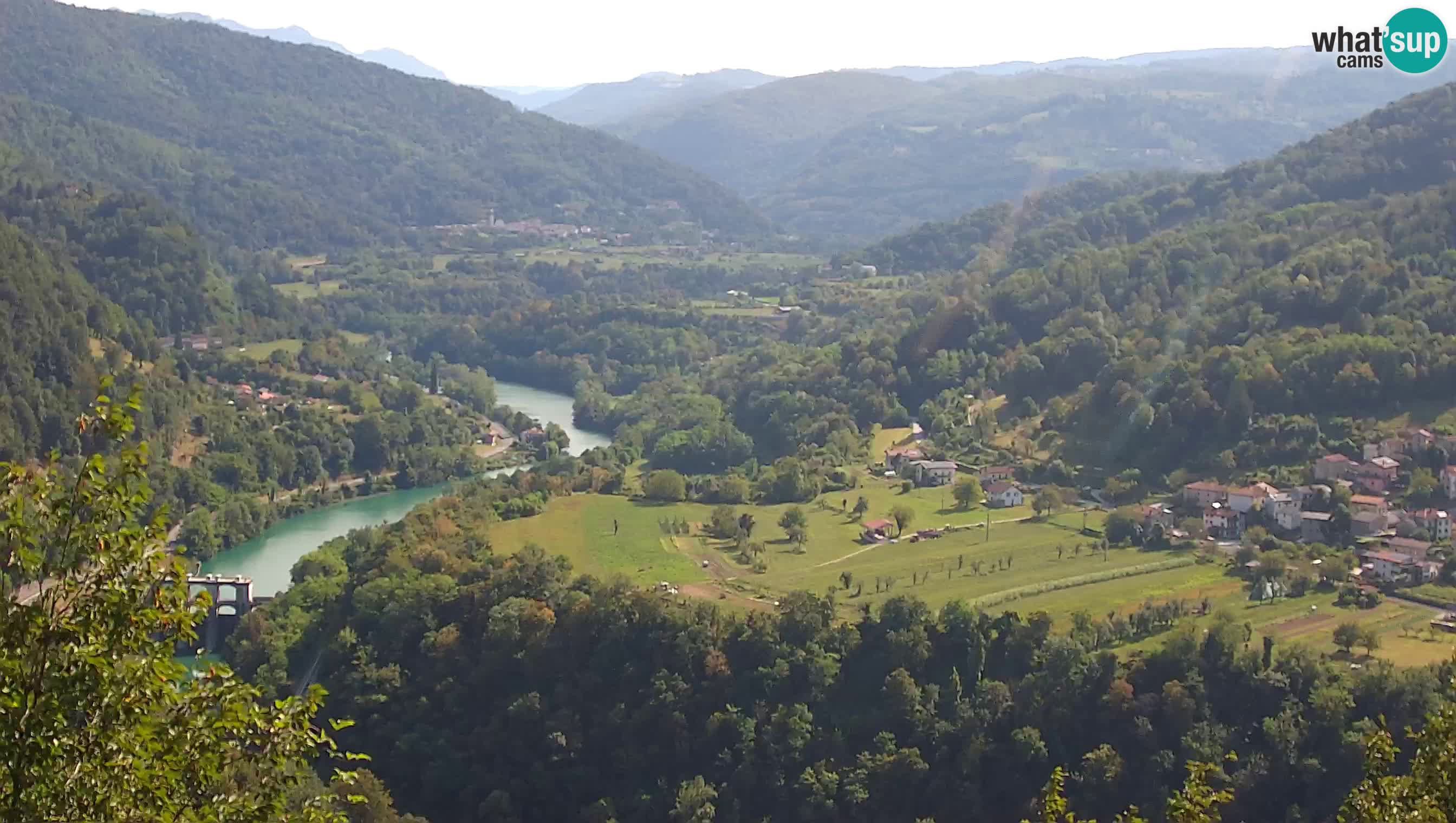 Spletna kamera Kanal ob Soči – pogled na Sočo, Ajbo, Bodrež in Ročinj