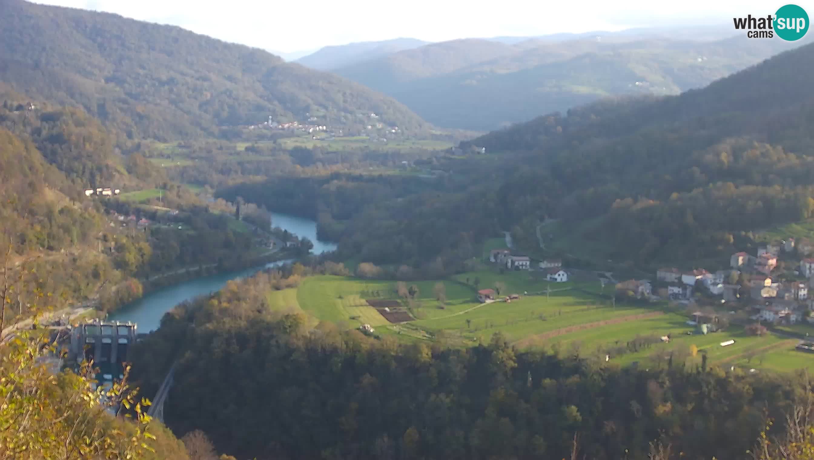 Camera en vivo Kanal ob Soči – Vue sur la rivière Soča, Ajba, Bodrež y Ročinj