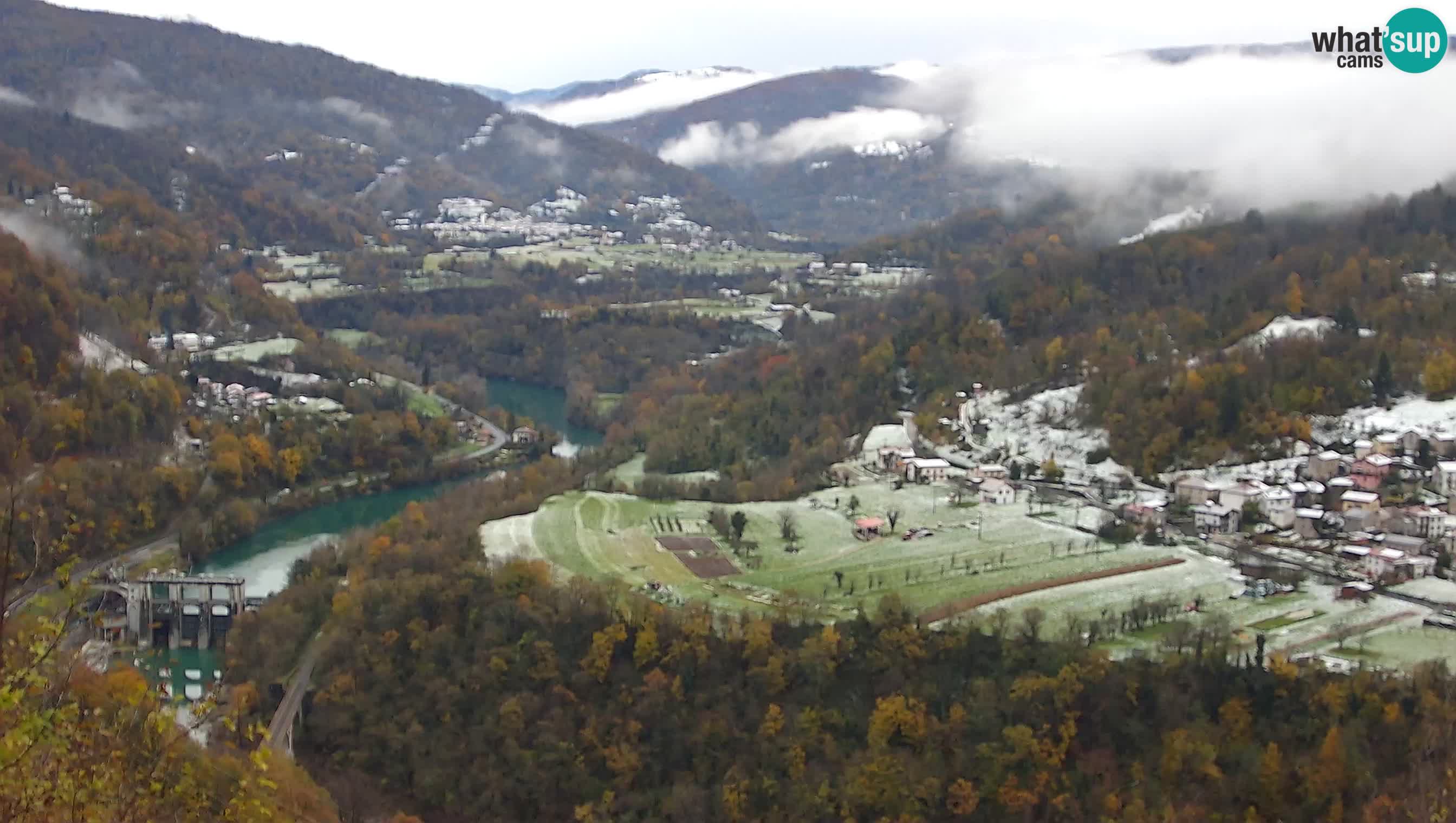 Camera en vivo Kanal ob Soči – Vue sur la rivière Soča, Ajba, Bodrež y Ročinj