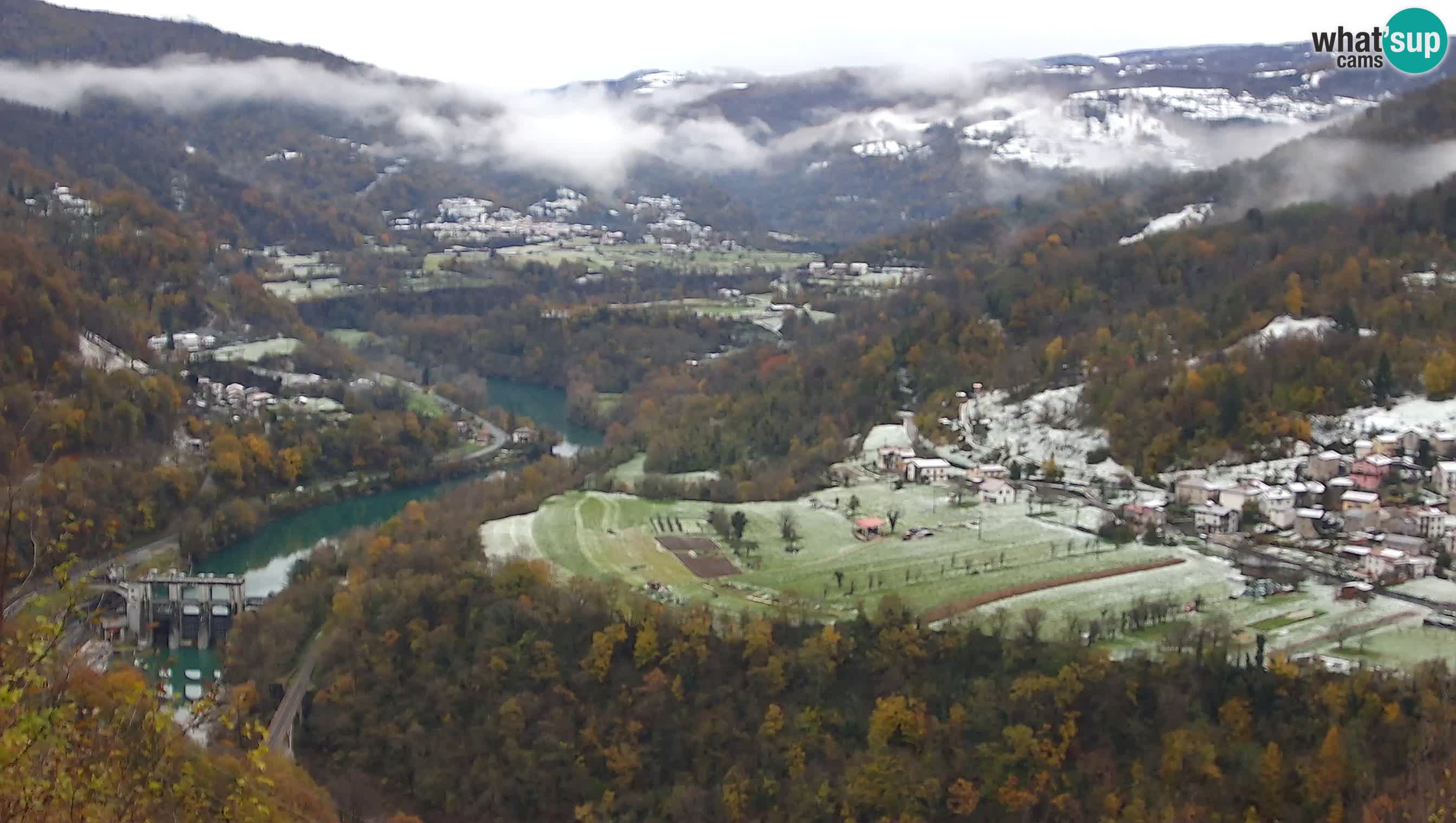 Camera en vivo Kanal ob Soči – Vue sur la rivière Soča, Ajba, Bodrež y Ročinj