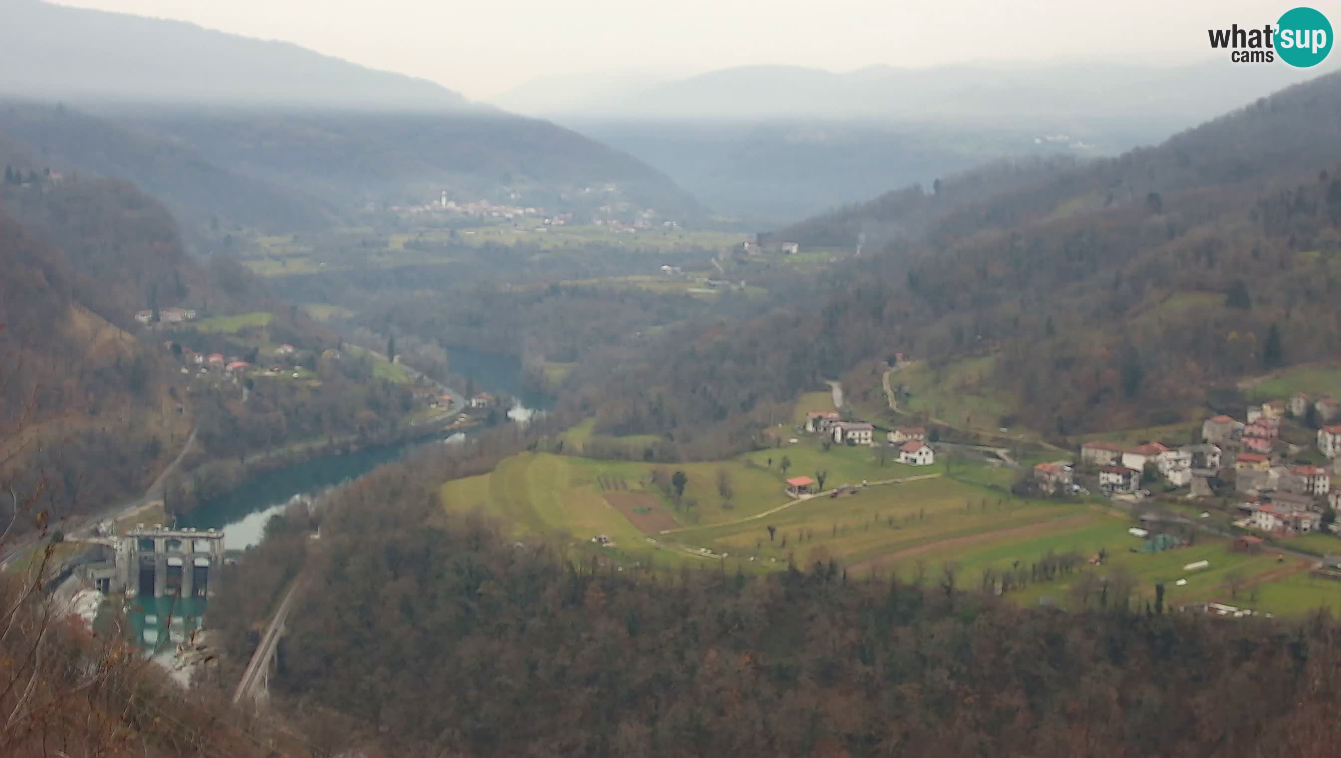 Camera en vivo Kanal ob Soči – Vue sur la rivière Soča, Ajba, Bodrež y Ročinj