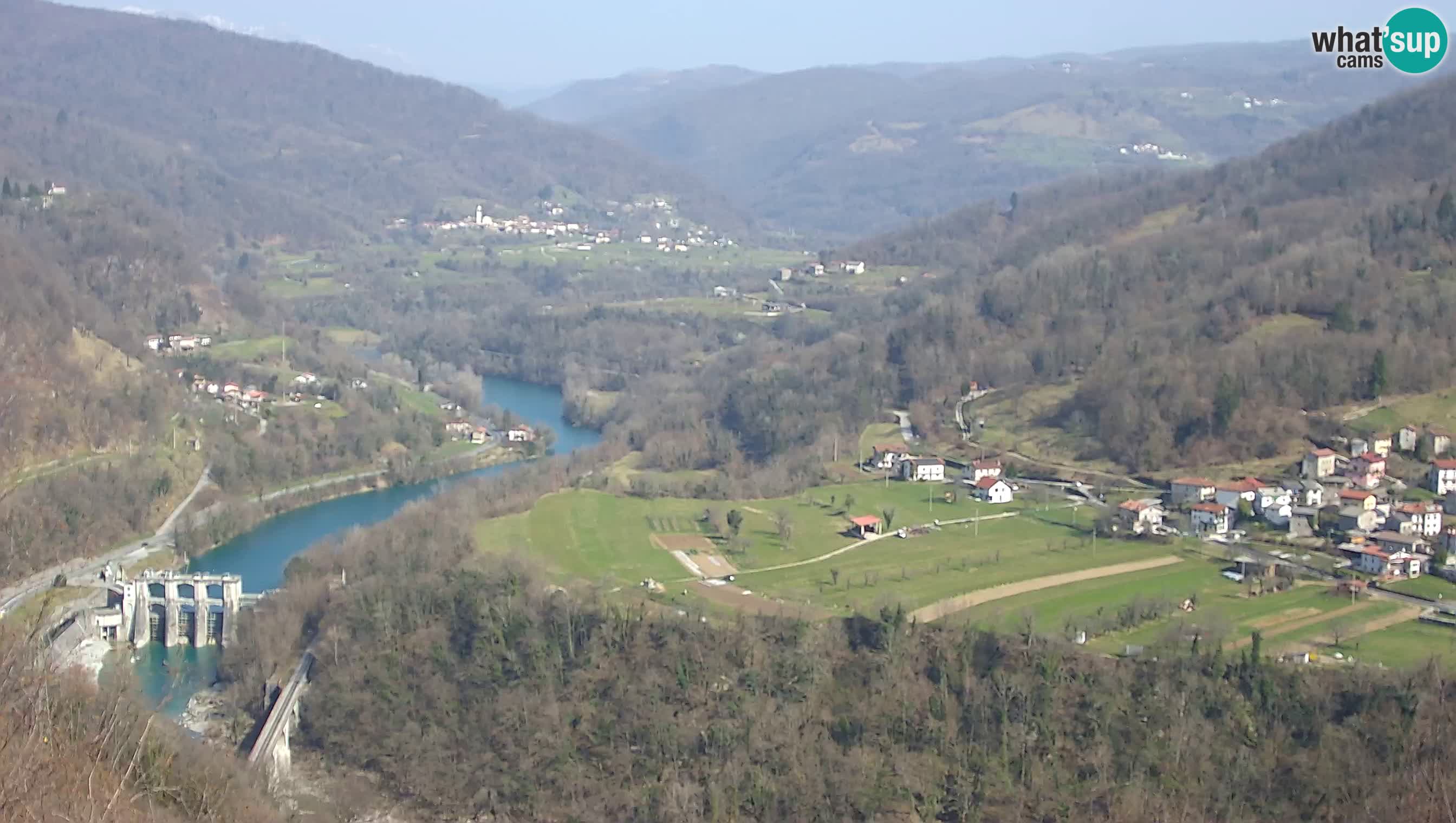 Camera en vivo Kanal ob Soči – Vue sur la rivière Soča, Ajba, Bodrež y Ročinj