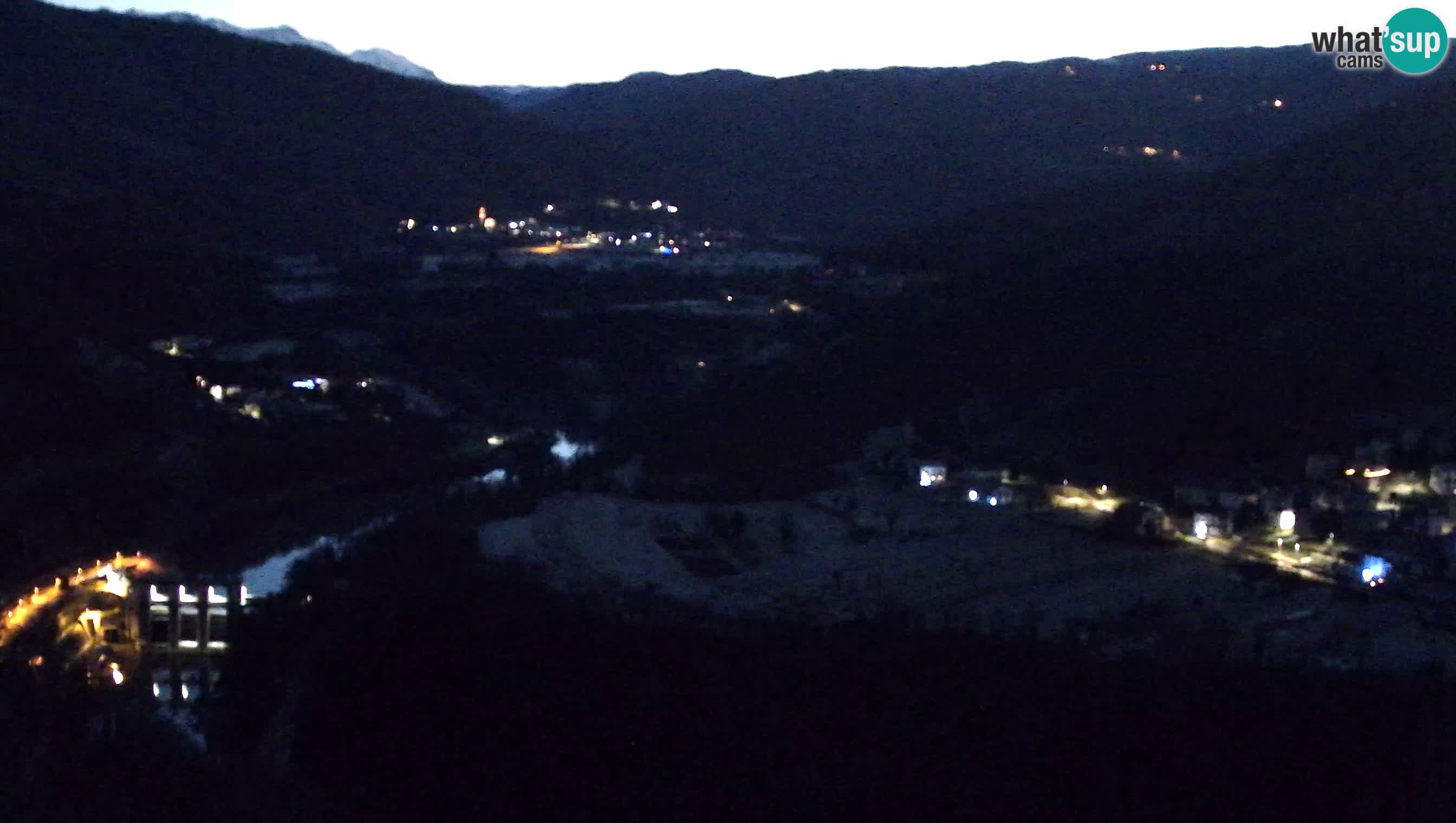 Camera en vivo Kanal ob Soči – Vue sur la rivière Soča, Ajba, Bodrež y Ročinj