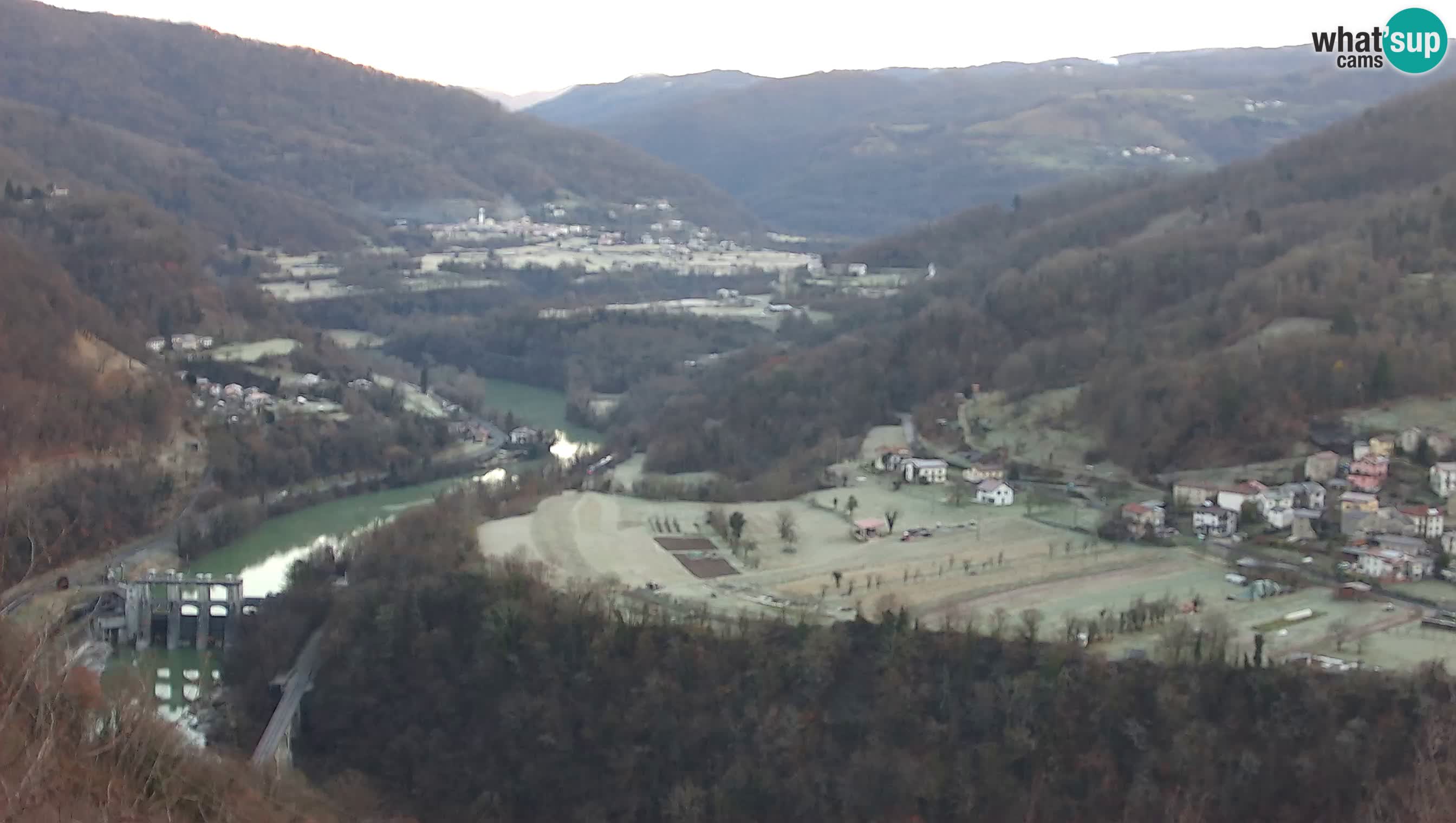 Camera en vivo Kanal ob Soči – Vue sur la rivière Soča, Ajba, Bodrež y Ročinj