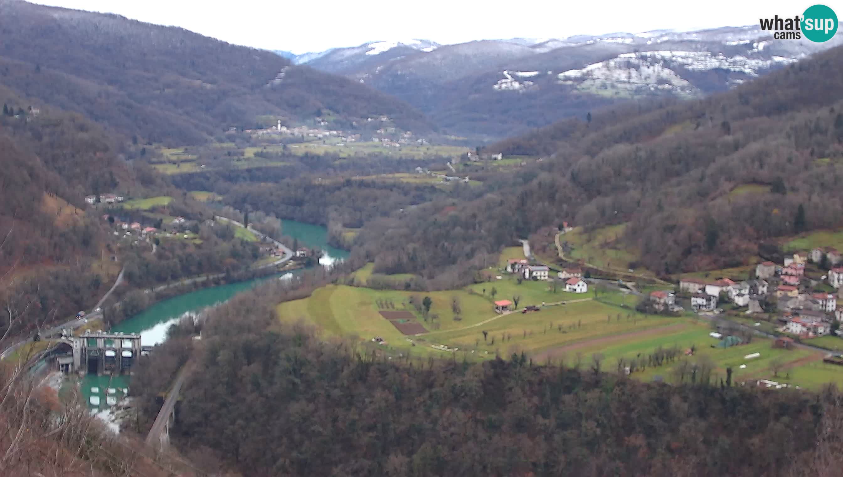 Camera en vivo Kanal ob Soči – Vue sur la rivière Soča, Ajba, Bodrež y Ročinj