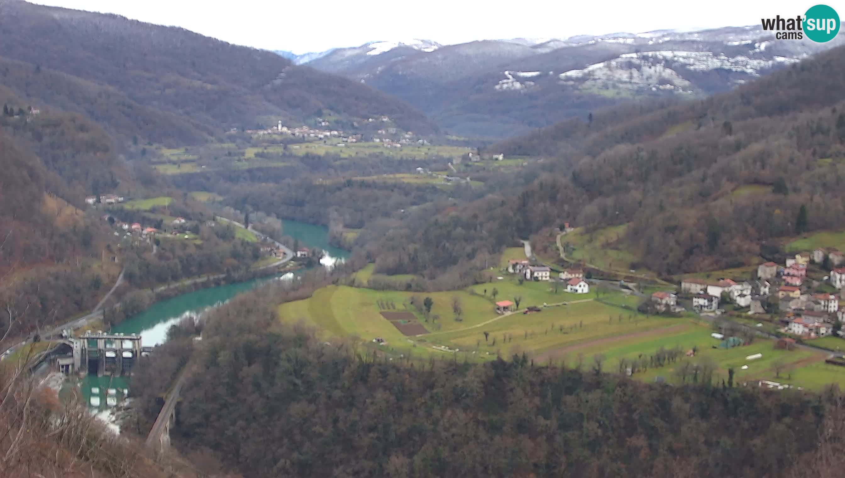 Spletna kamera Kanal ob Soči – pogled na Sočo, Ajbo, Bodrež in Ročinj