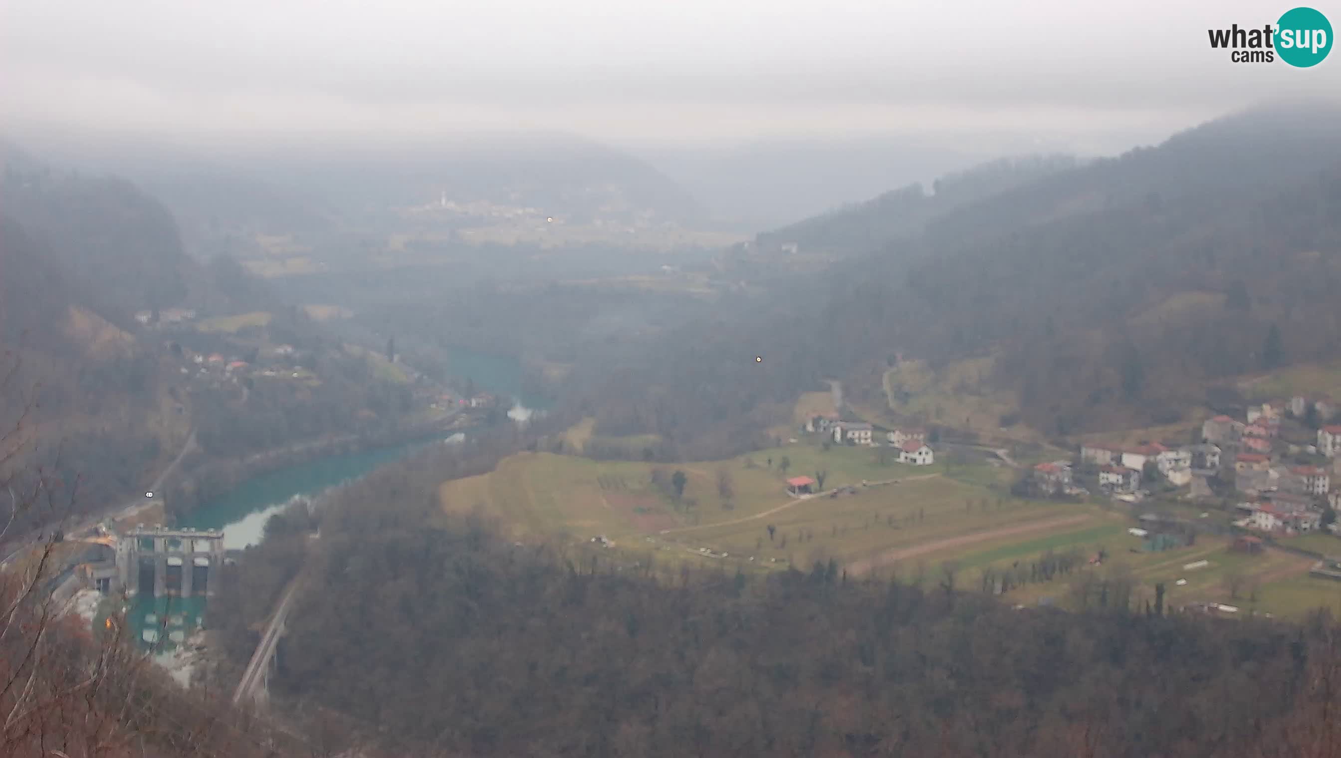 Camera en vivo Kanal ob Soči – Vue sur la rivière Soča, Ajba, Bodrež y Ročinj