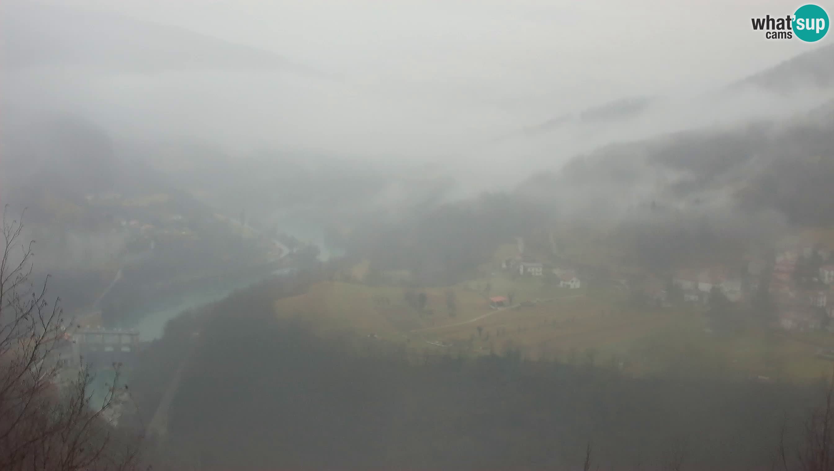 Camera en vivo Kanal ob Soči – Vue sur la rivière Soča, Ajba, Bodrež y Ročinj