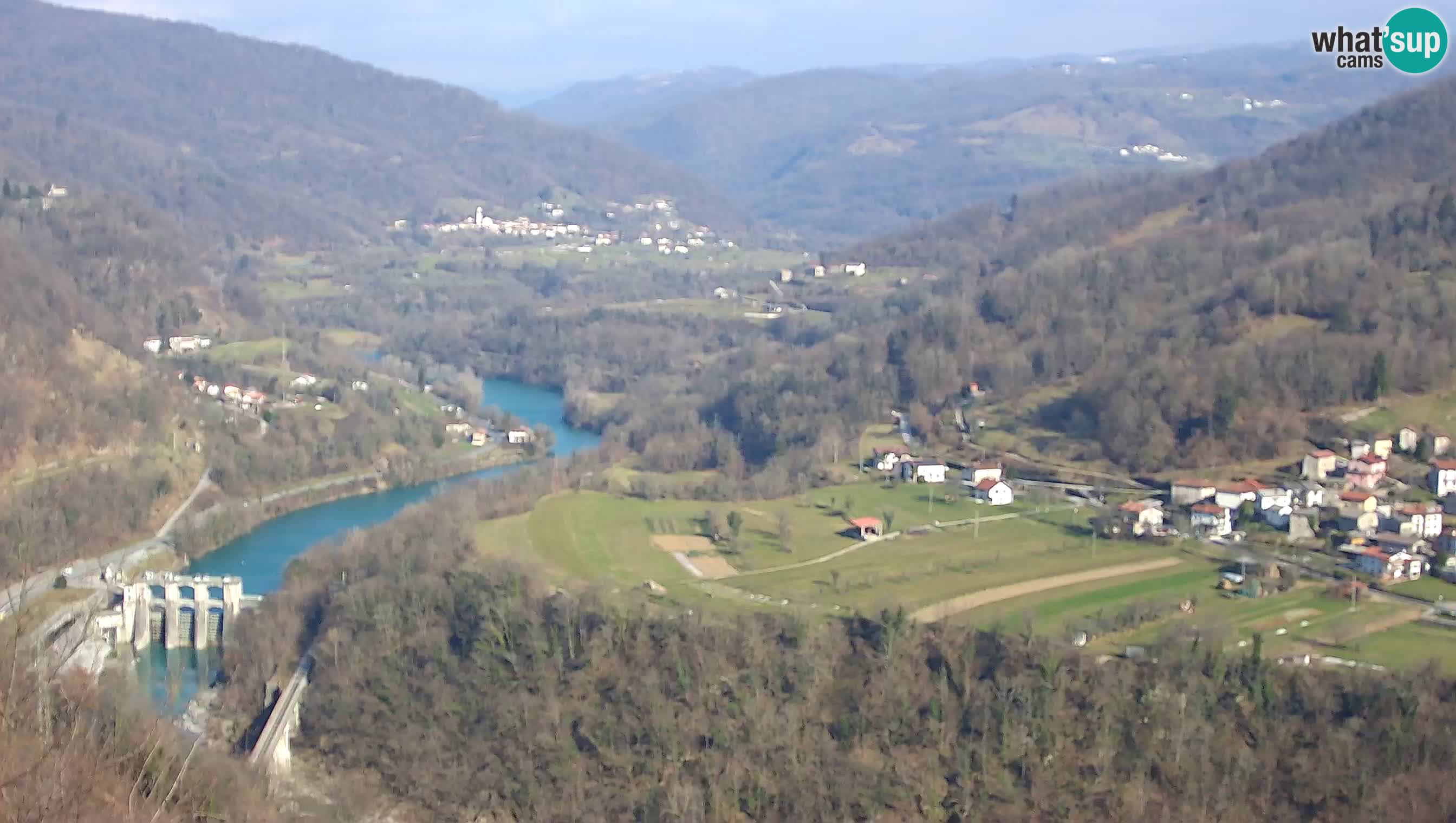 Camera en vivo Kanal ob Soči – Vue sur la rivière Soča, Ajba, Bodrež y Ročinj