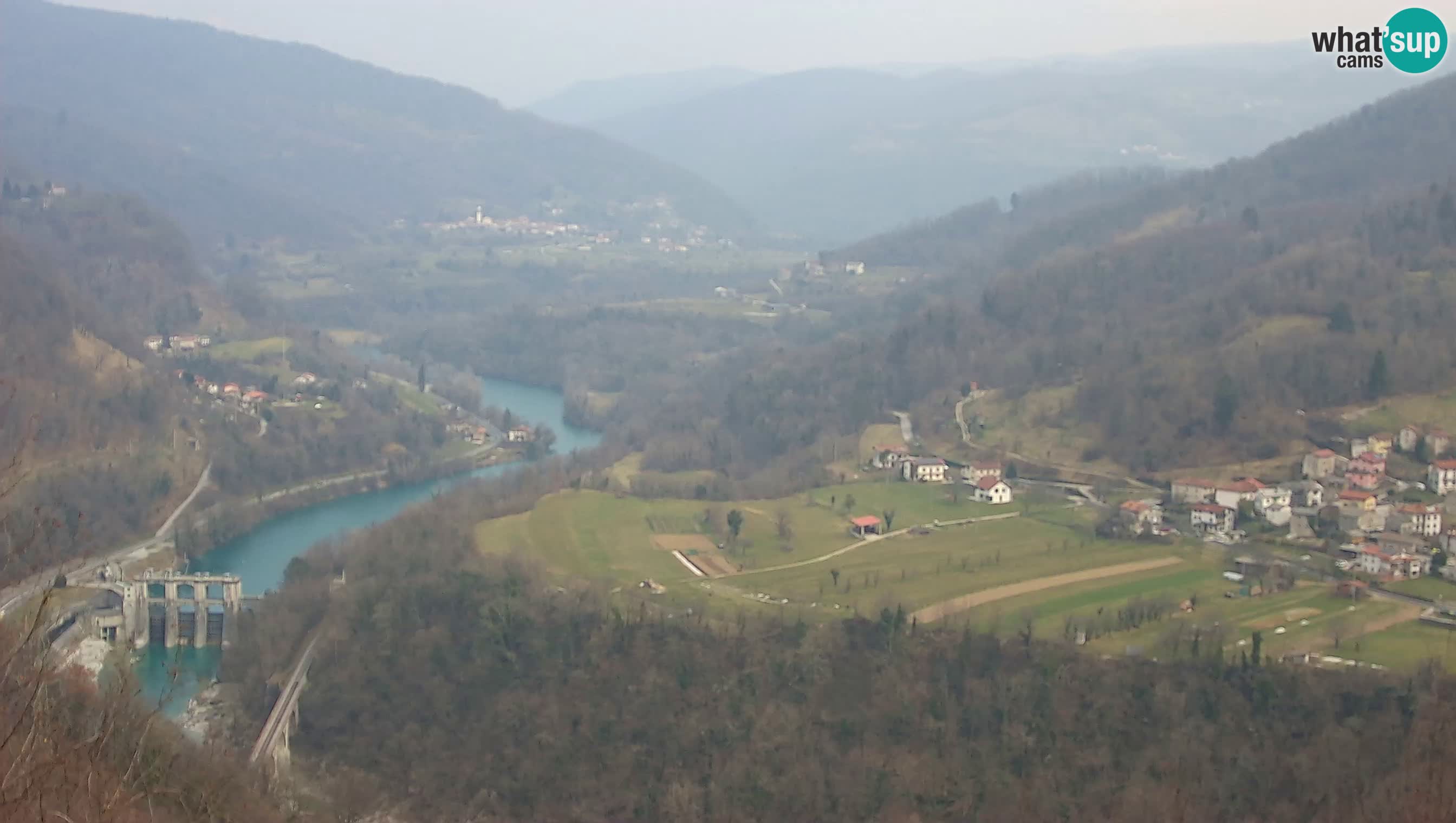 Camera en vivo Kanal ob Soči – Vue sur la rivière Soča, Ajba, Bodrež y Ročinj