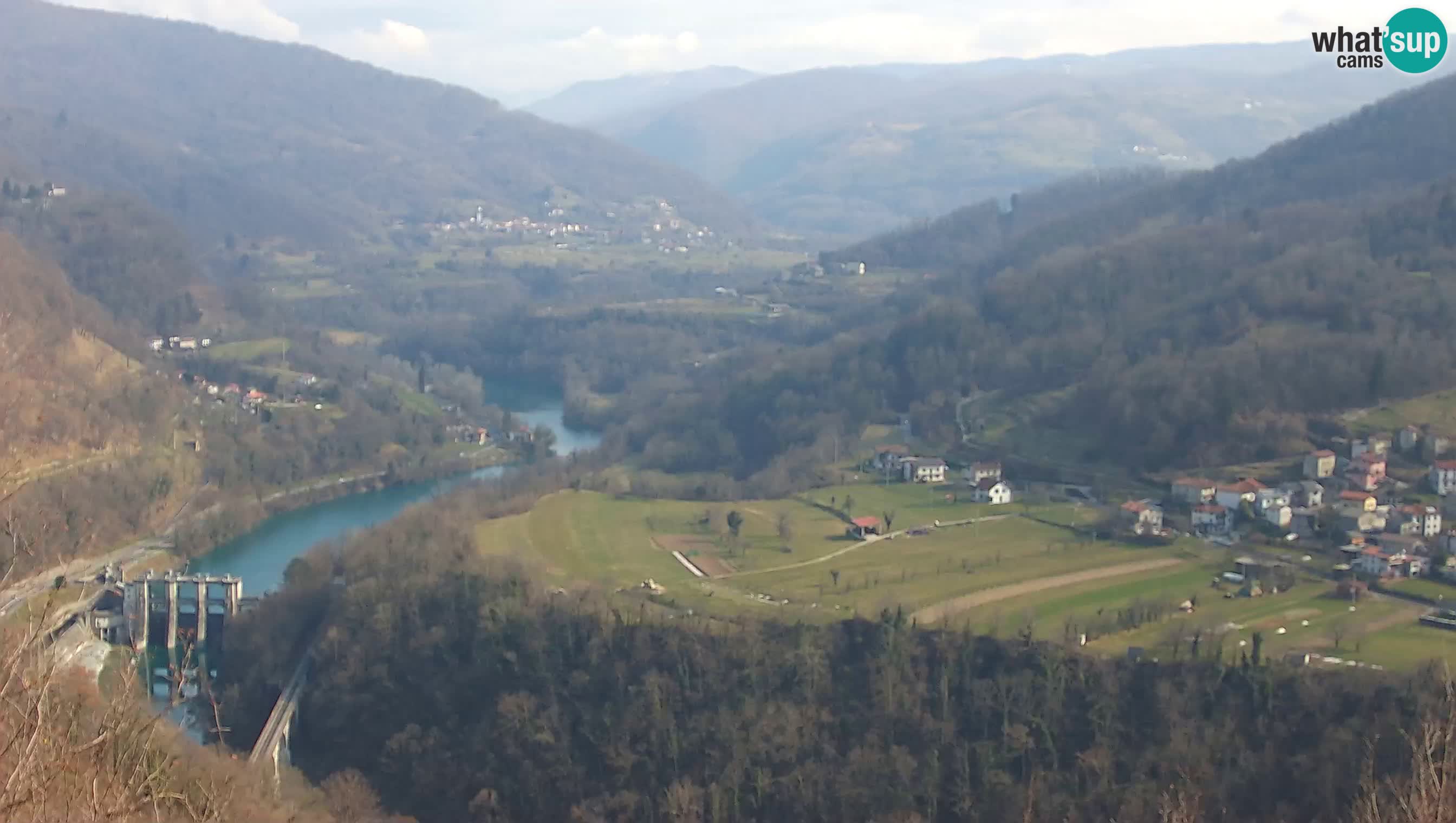 Camera en vivo Kanal ob Soči – Vue sur la rivière Soča, Ajba, Bodrež y Ročinj