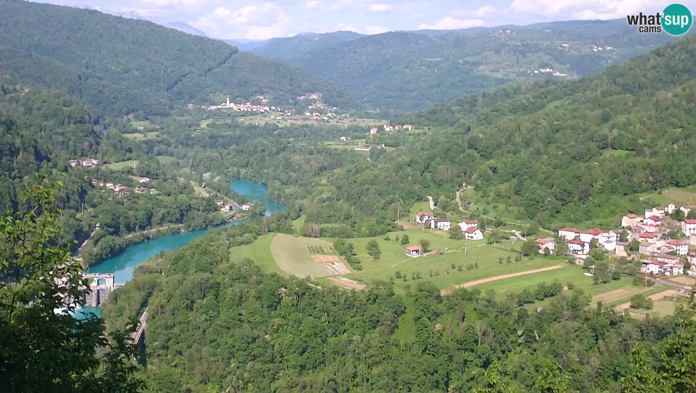 Web kamera Kanal ob Soči – Pogled na rijeku Soču, Ajbu, Bodrež i Ročinj