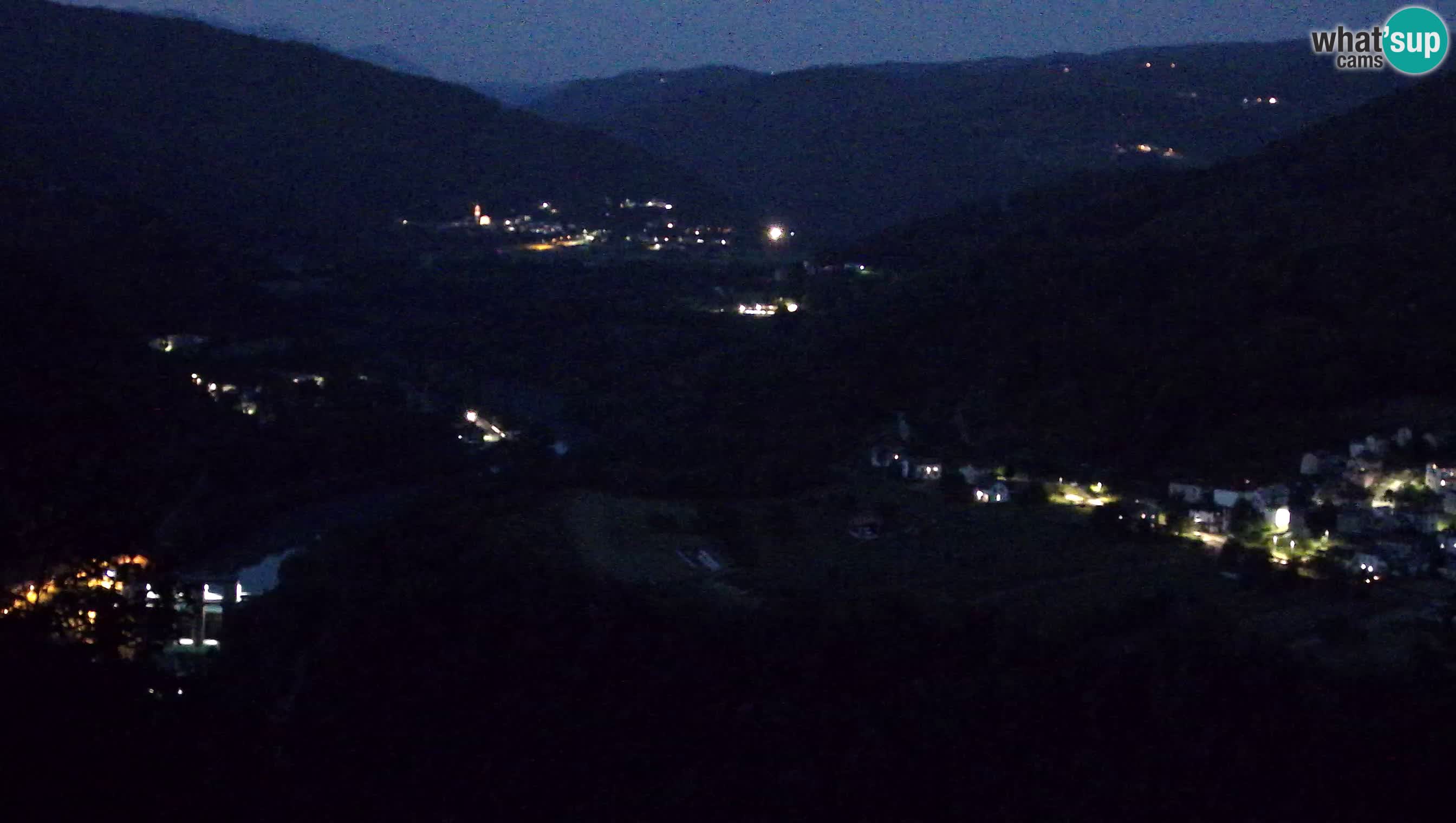 Spletna kamera Kanal ob Soči – pogled na Sočo, Ajbo, Bodrež in Ročinj
