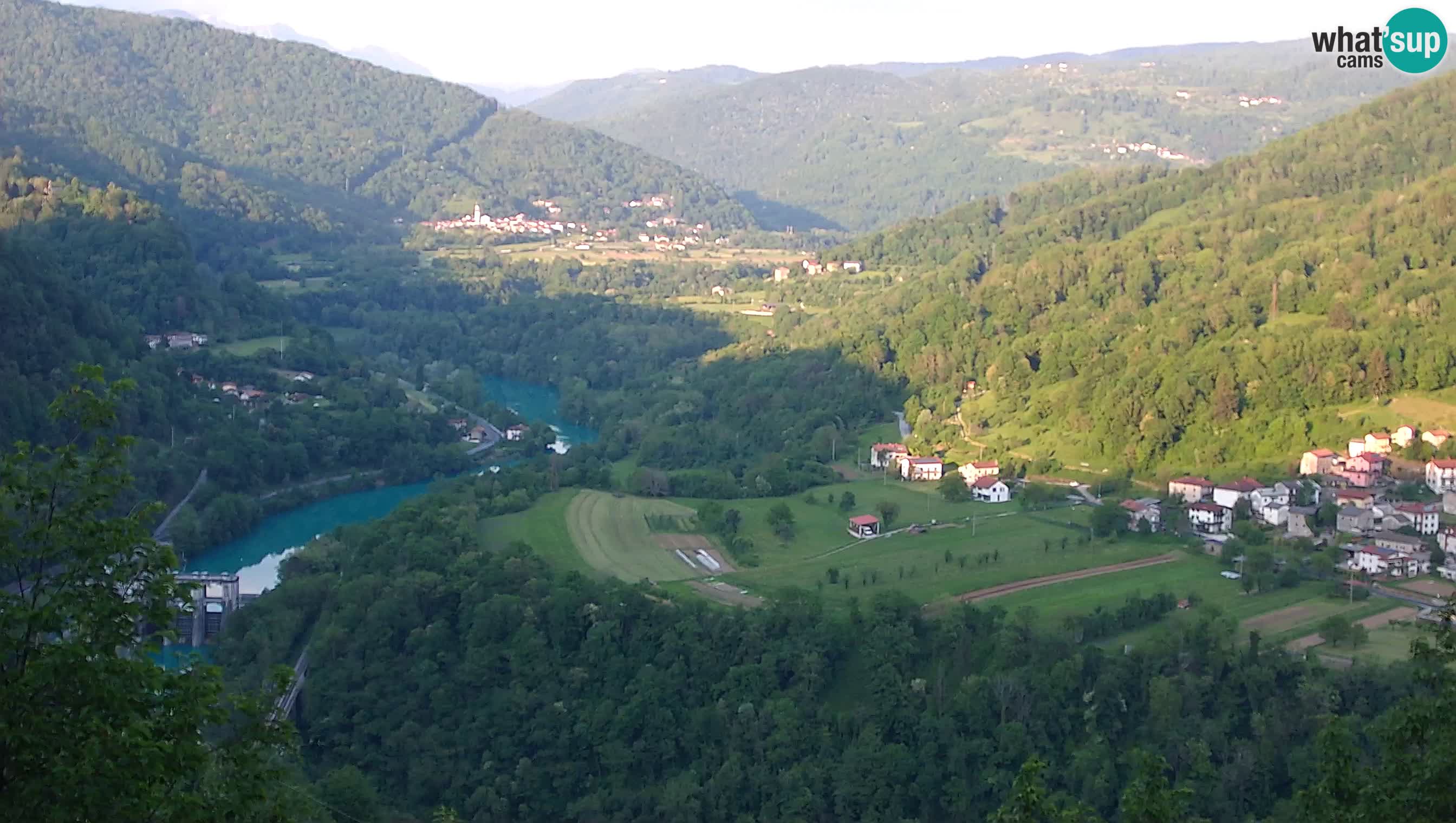 Camera en vivo Kanal ob Soči – Vue sur la rivière Soča, Ajba, Bodrež y Ročinj