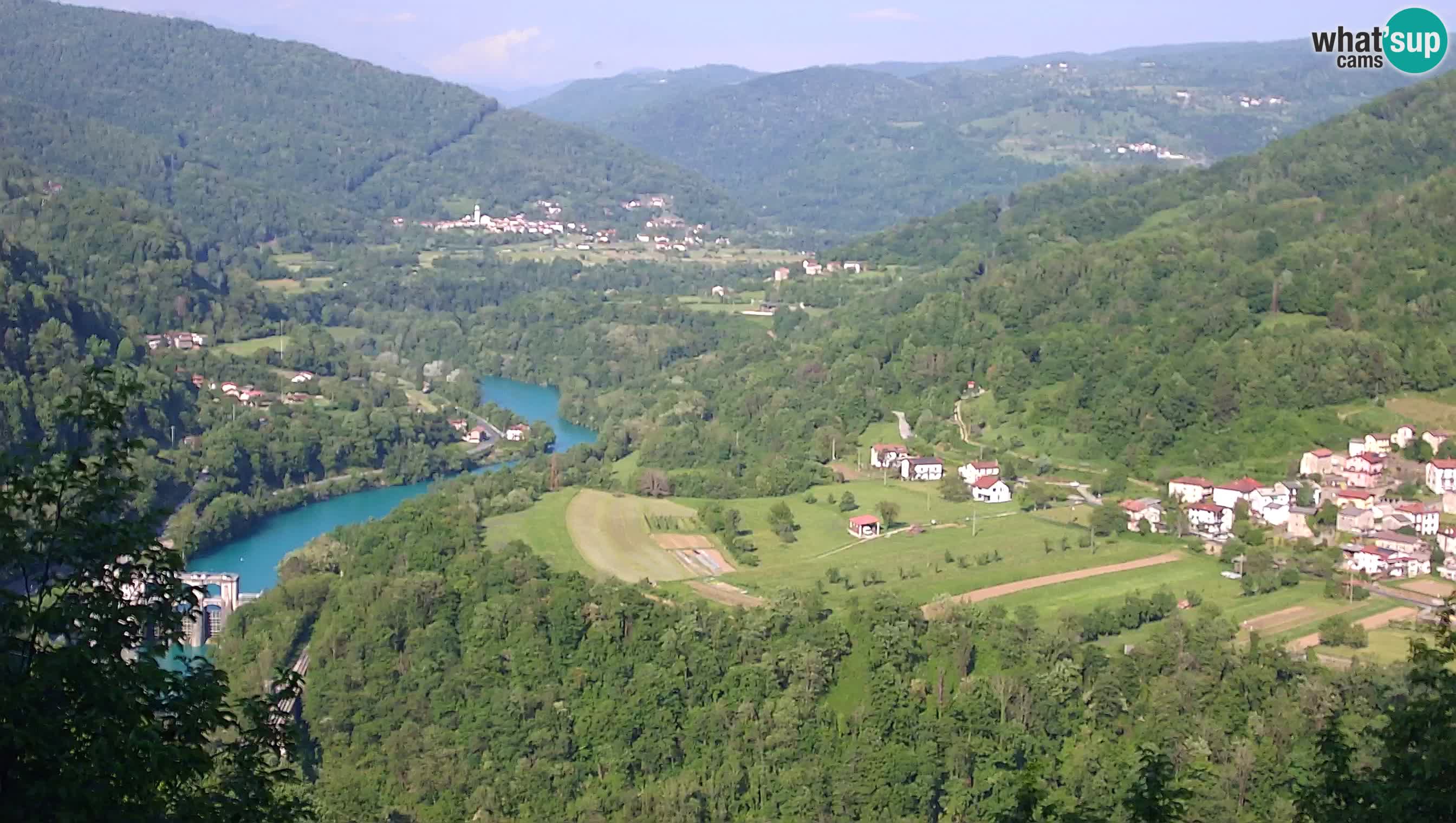 Web kamera Kanal ob Soči – Pogled na rijeku Soču, Ajbu, Bodrež i Ročinj