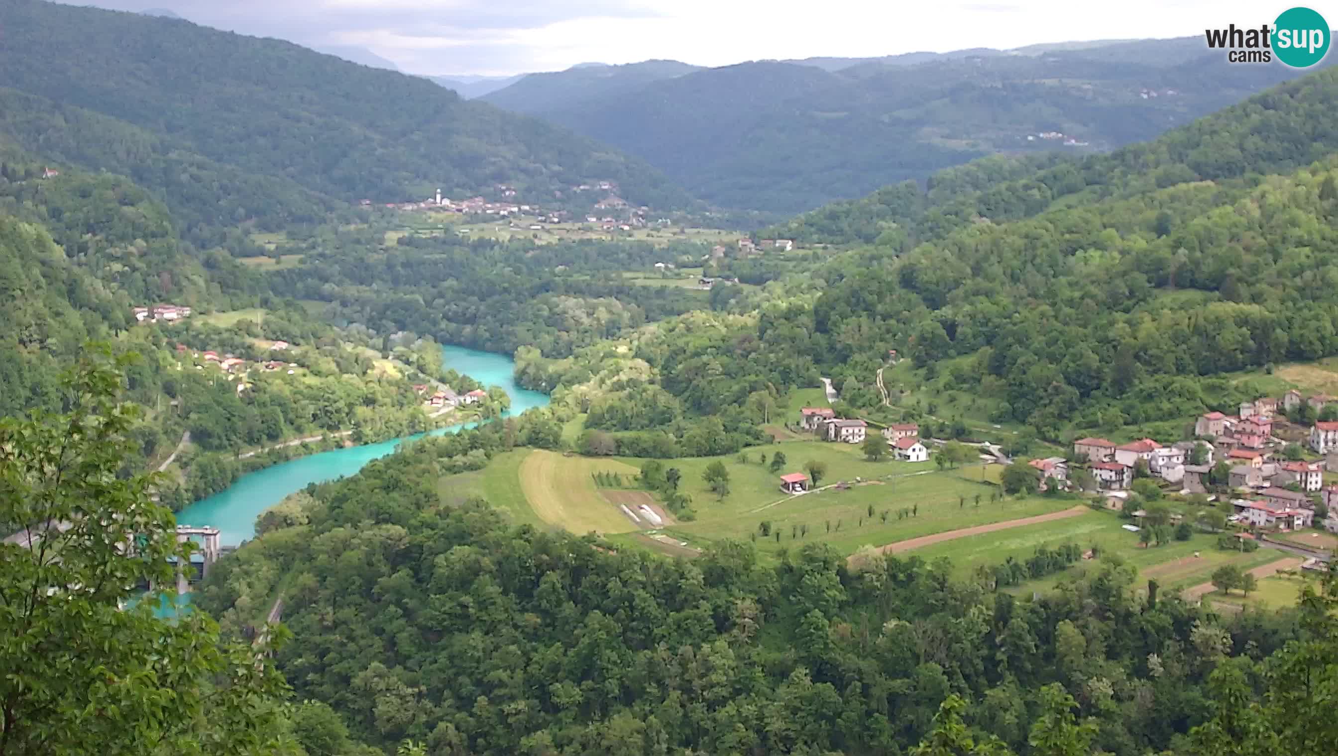 Web kamera Kanal ob Soči – Pogled na rijeku Soču, Ajbu, Bodrež i Ročinj