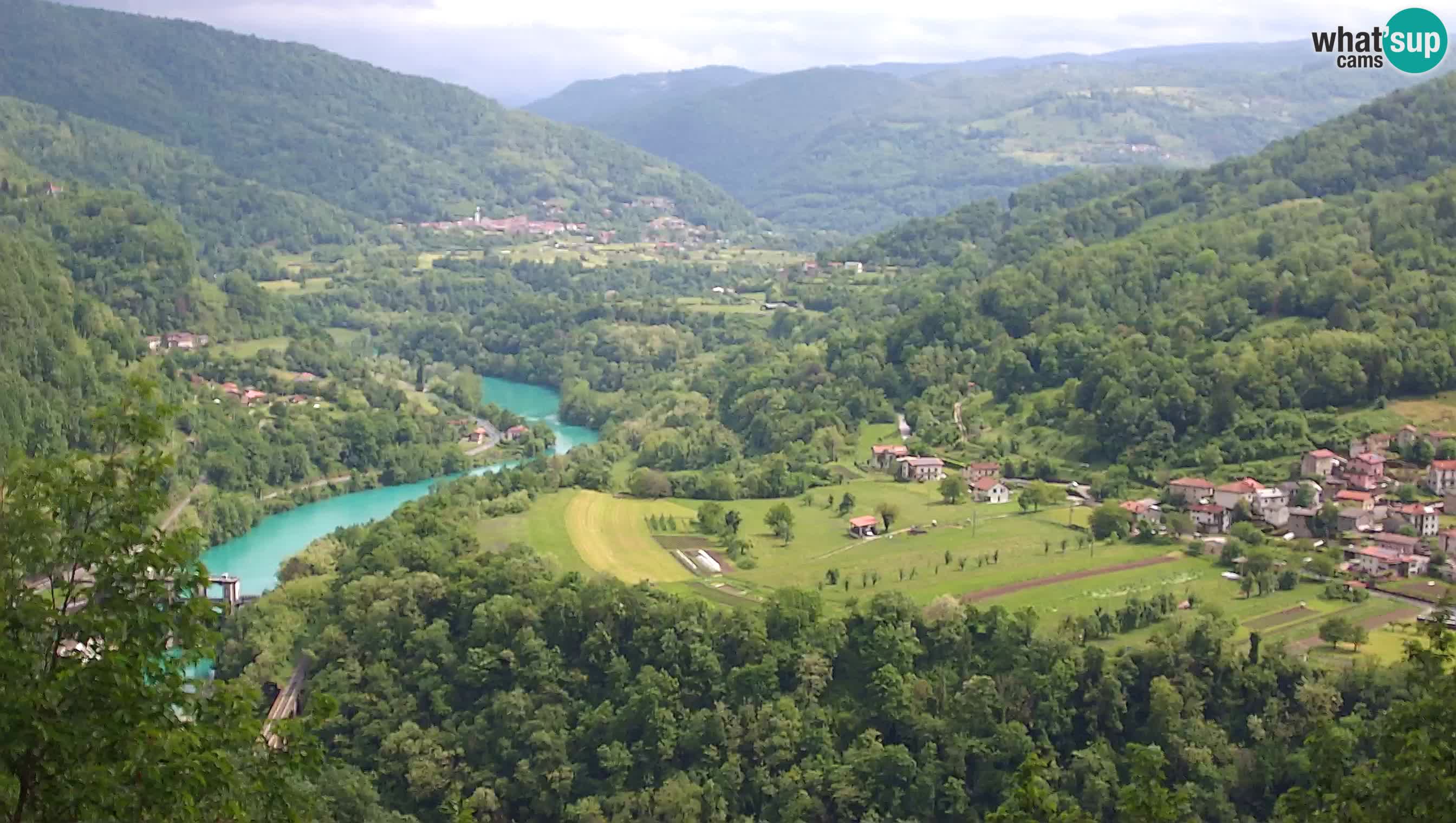 Spletna kamera Kanal ob Soči – pogled na Sočo, Ajbo, Bodrež in Ročinj