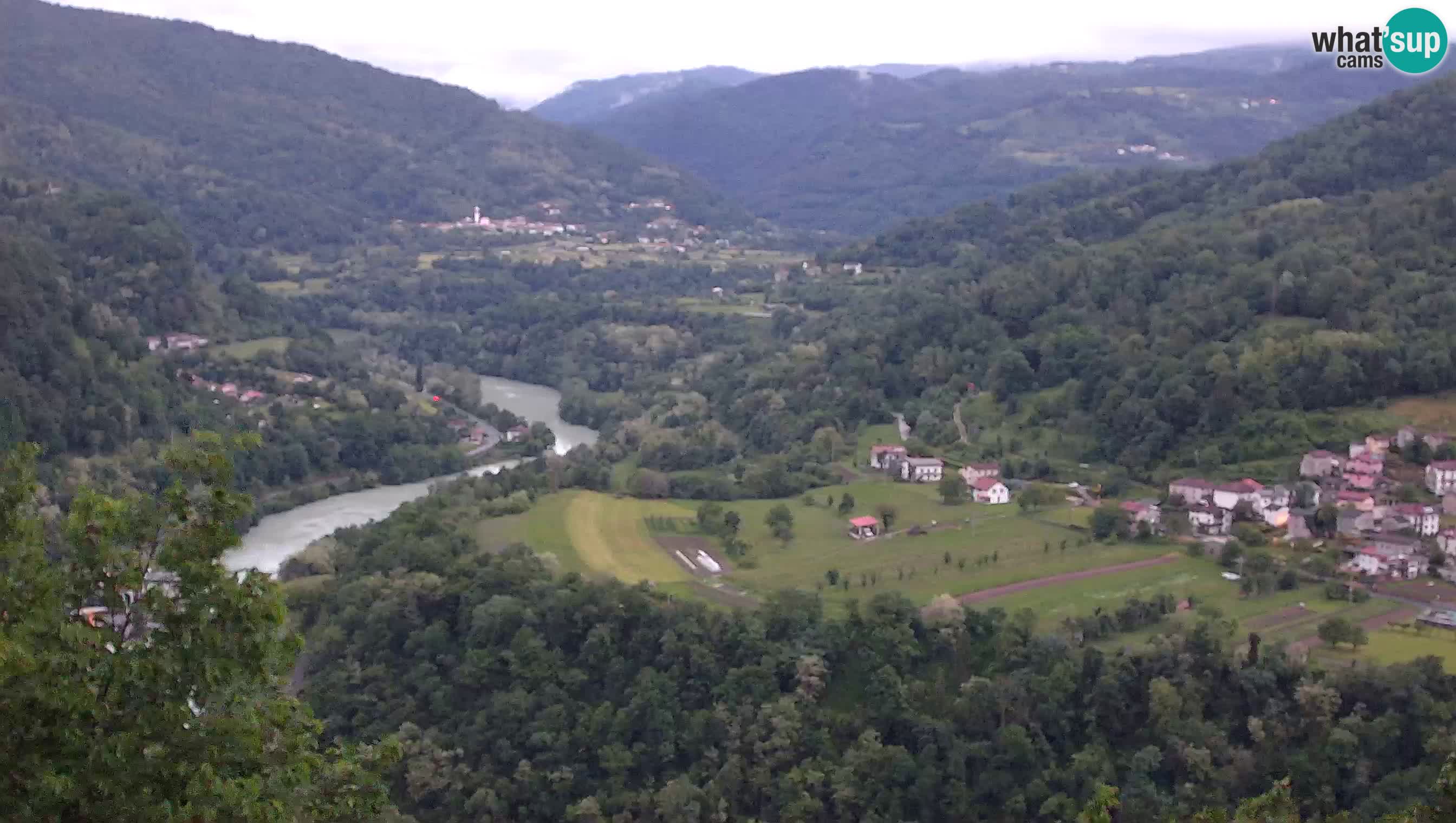 Camera en vivo Kanal ob Soči – Vue sur la rivière Soča, Ajba, Bodrež y Ročinj