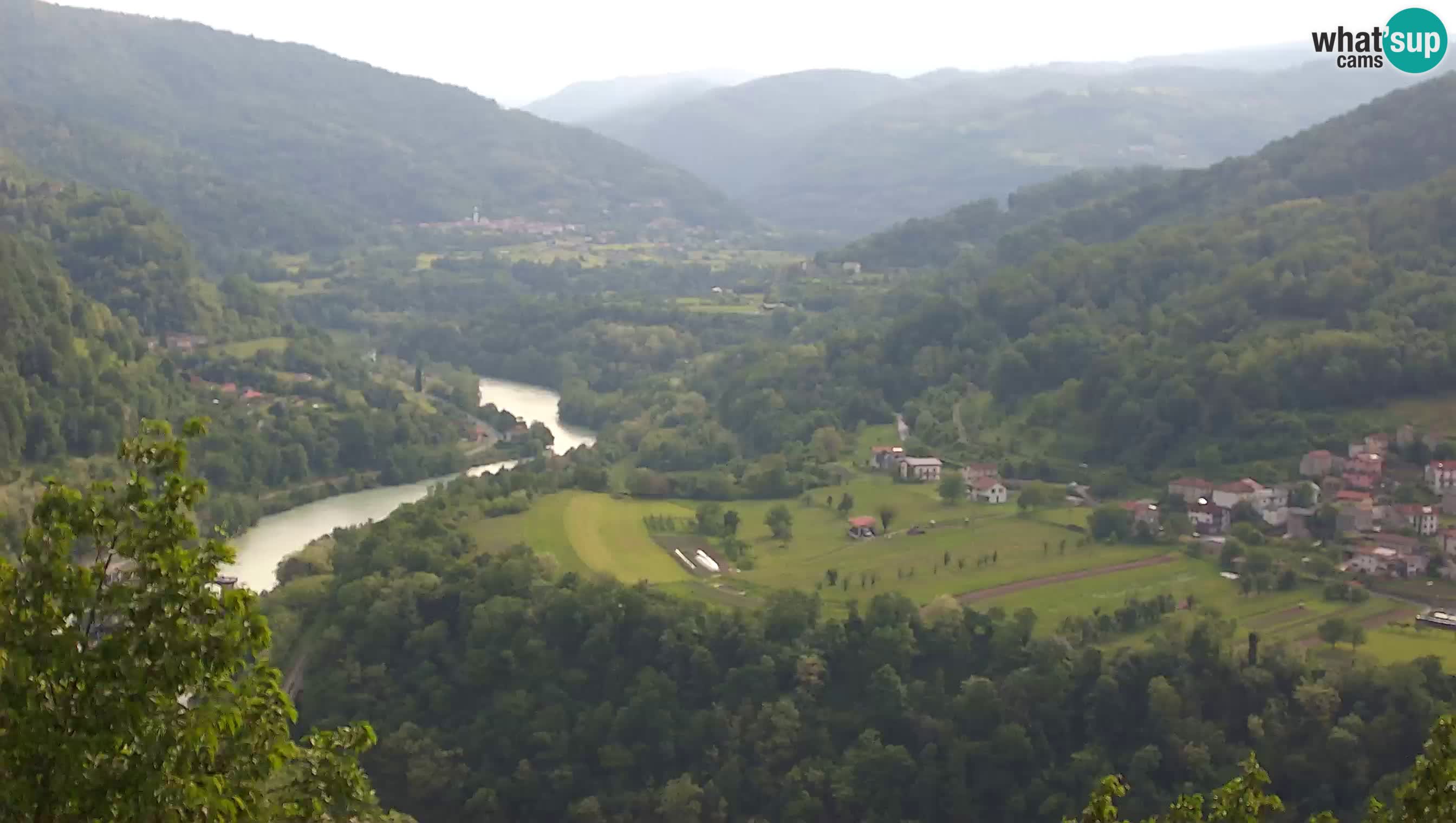 Camera en vivo Kanal ob Soči – Vue sur la rivière Soča, Ajba, Bodrež y Ročinj