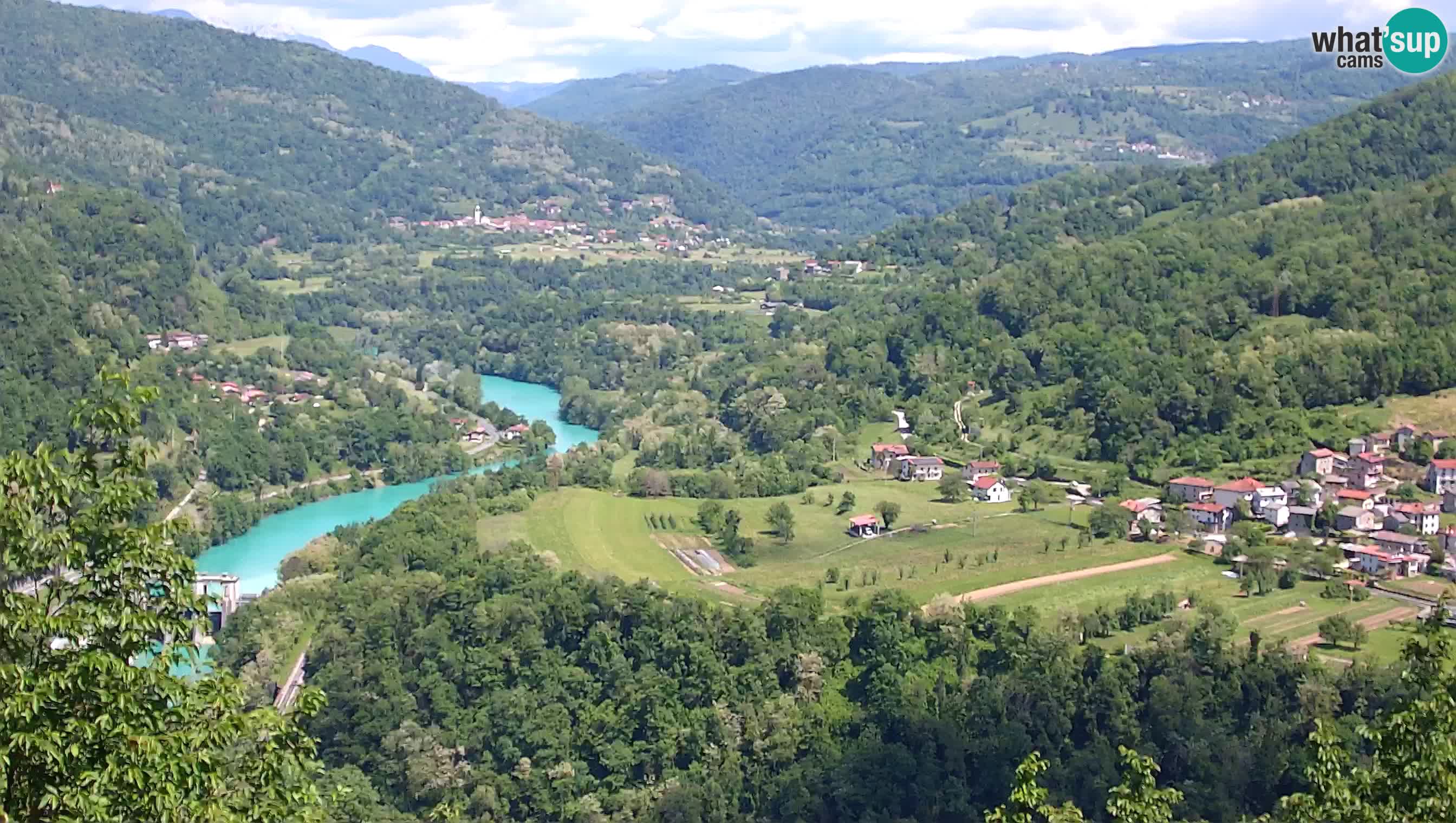Spletna kamera Kanal ob Soči – pogled na Sočo, Ajbo, Bodrež in Ročinj