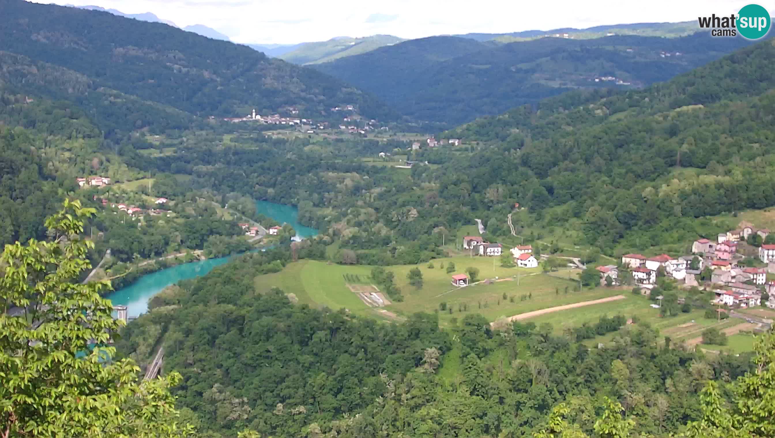 Camera en vivo Kanal ob Soči – Vue sur la rivière Soča, Ajba, Bodrež y Ročinj