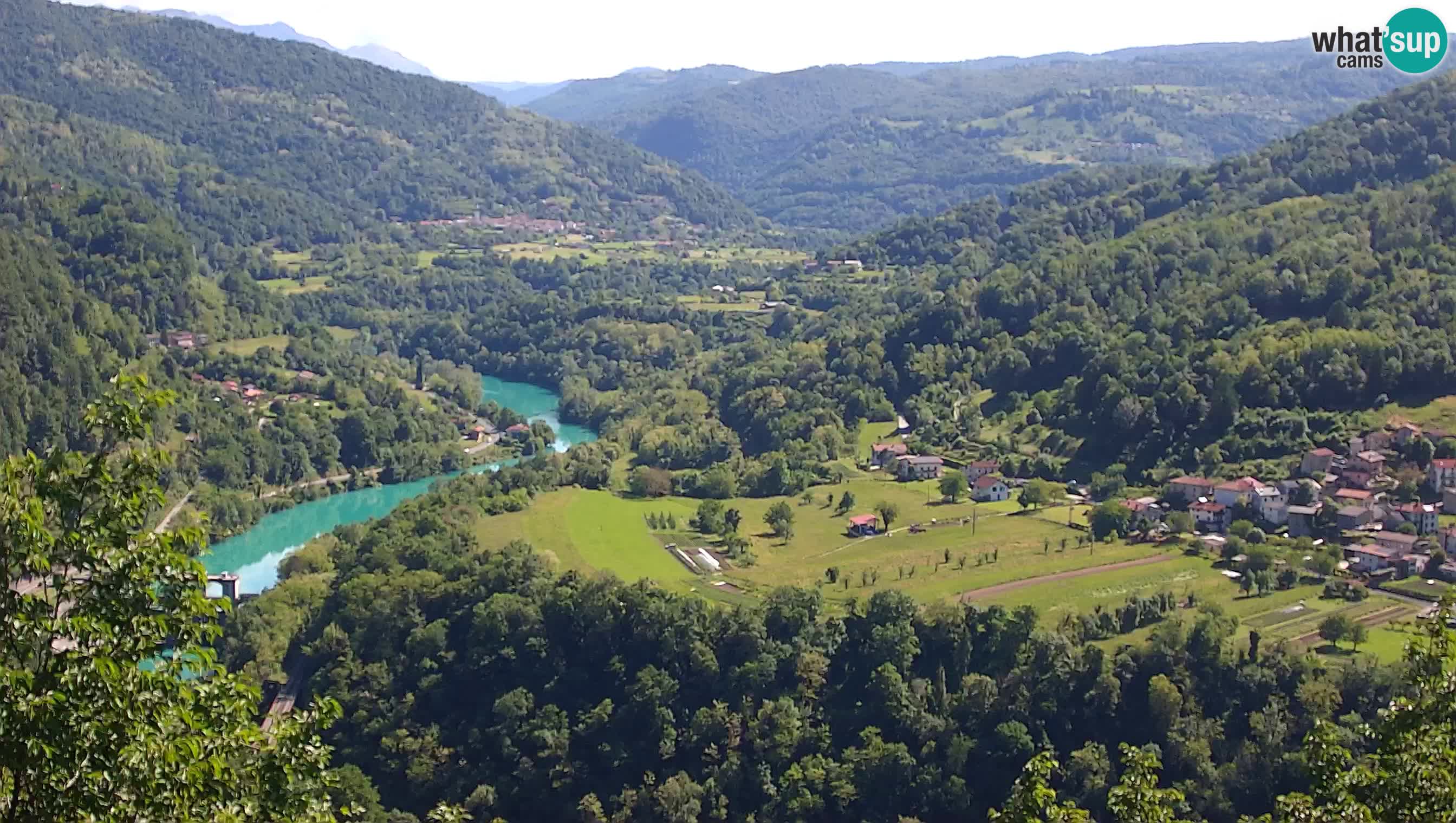 Web kamera Kanal ob Soči – Pogled na rijeku Soču, Ajbu, Bodrež i Ročinj