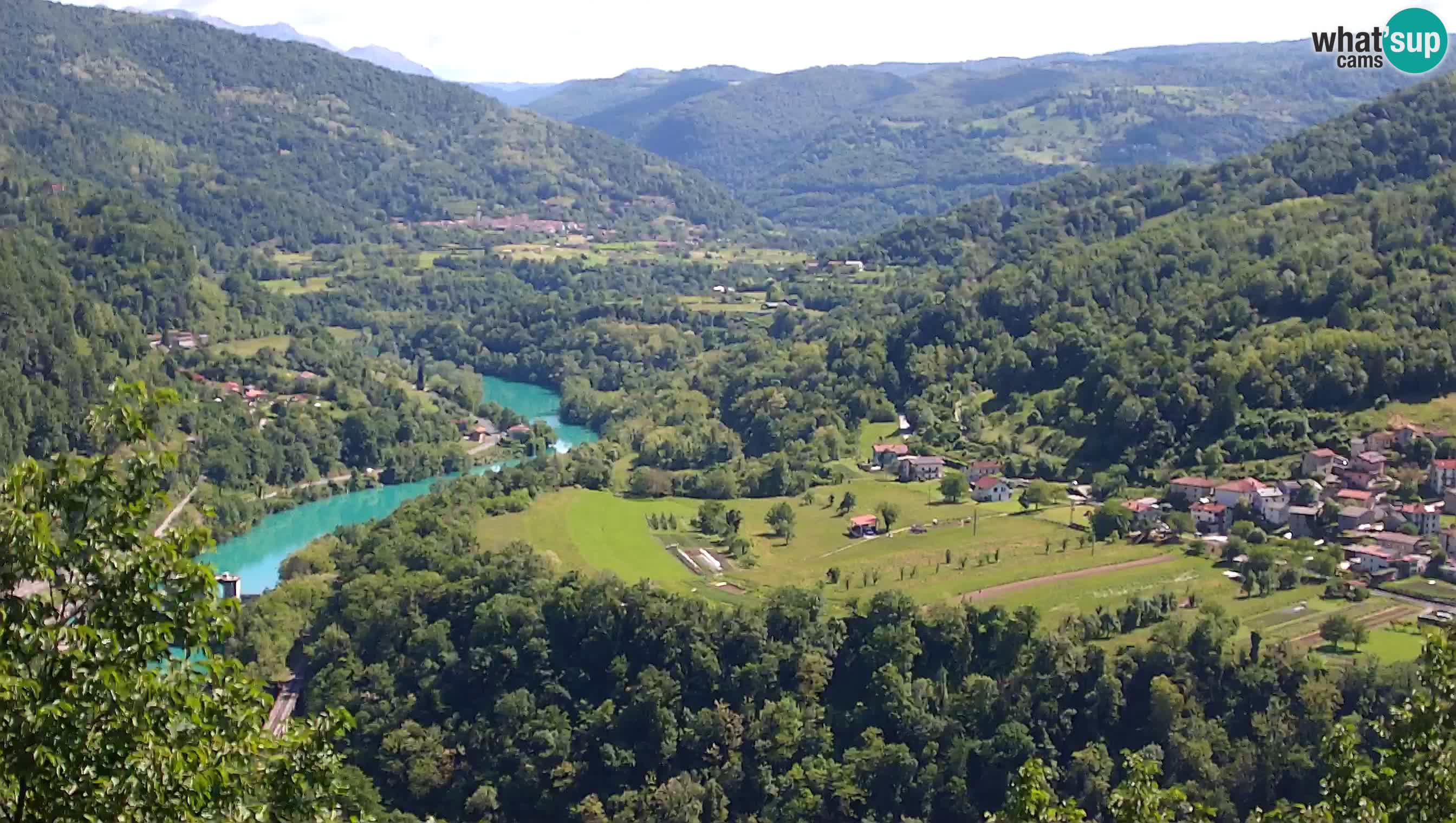 Web kamera Kanal ob Soči – Pogled na rijeku Soču, Ajbu, Bodrež i Ročinj