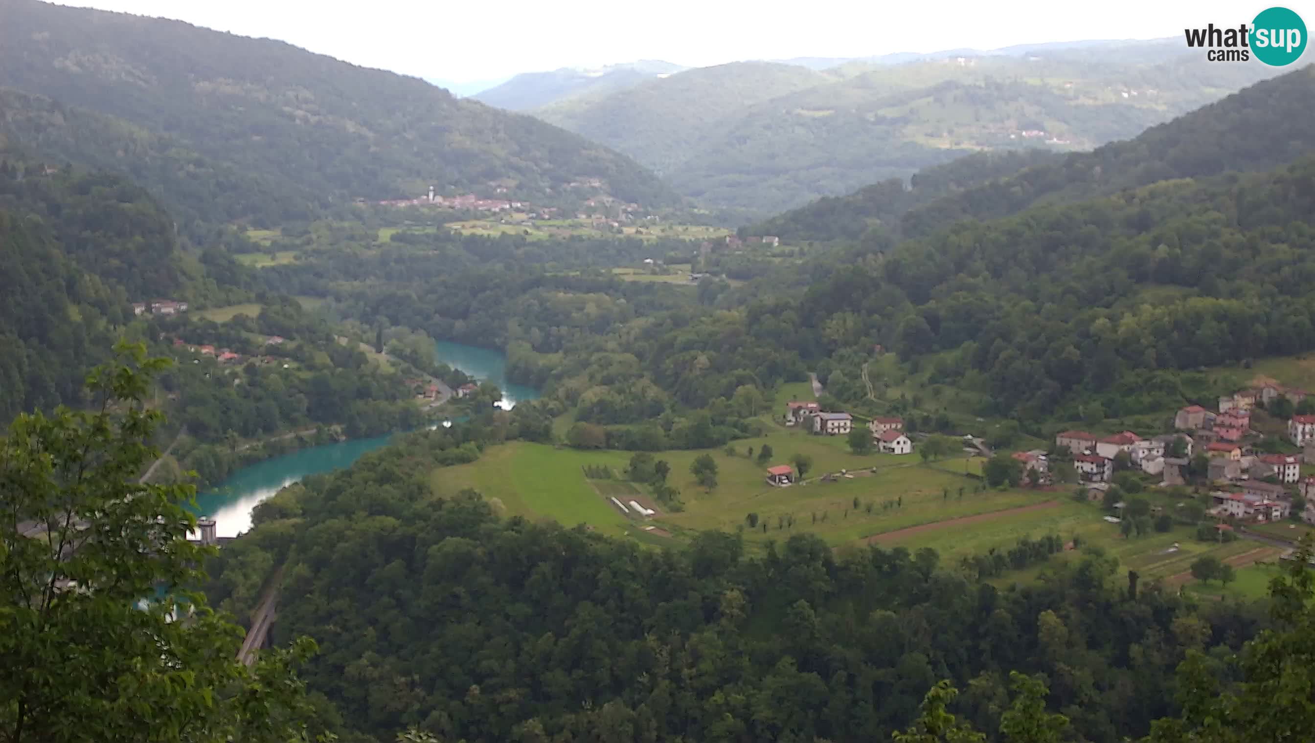 Spletna kamera Kanal ob Soči – pogled na Sočo, Ajbo, Bodrež in Ročinj