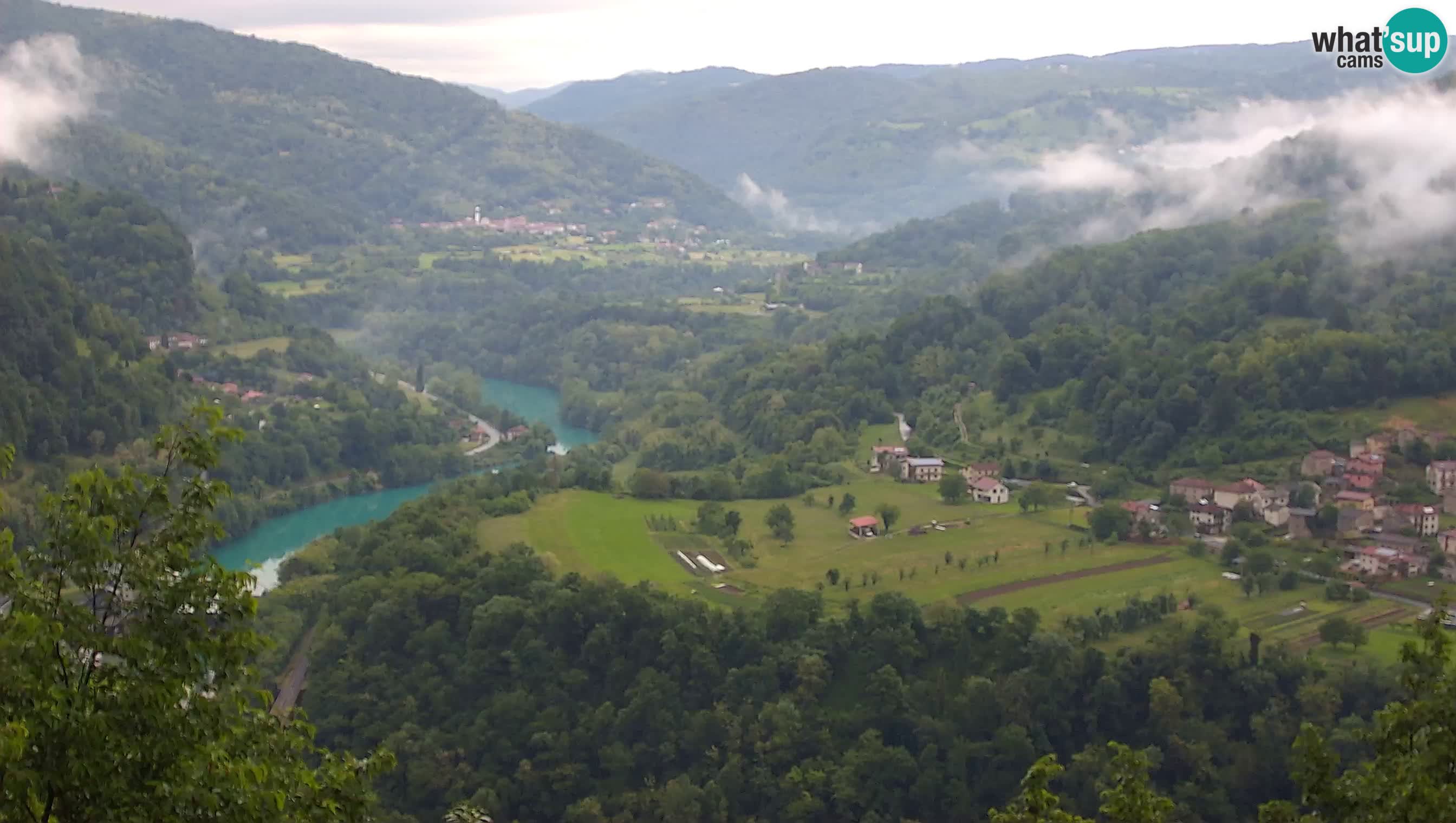 Spletna kamera Kanal ob Soči – pogled na Sočo, Ajbo, Bodrež in Ročinj