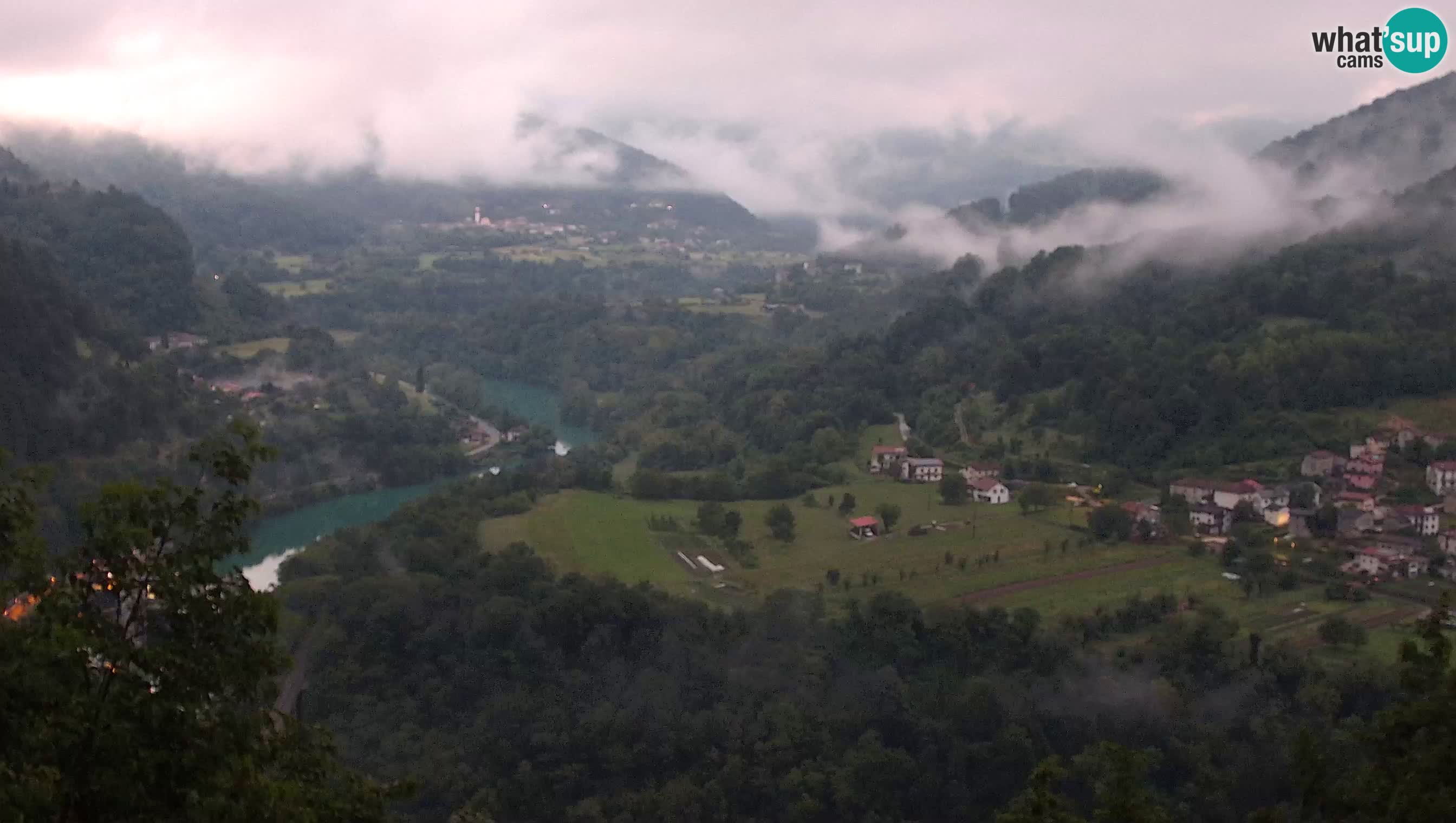Spletna kamera Kanal ob Soči – pogled na Sočo, Ajbo, Bodrež in Ročinj