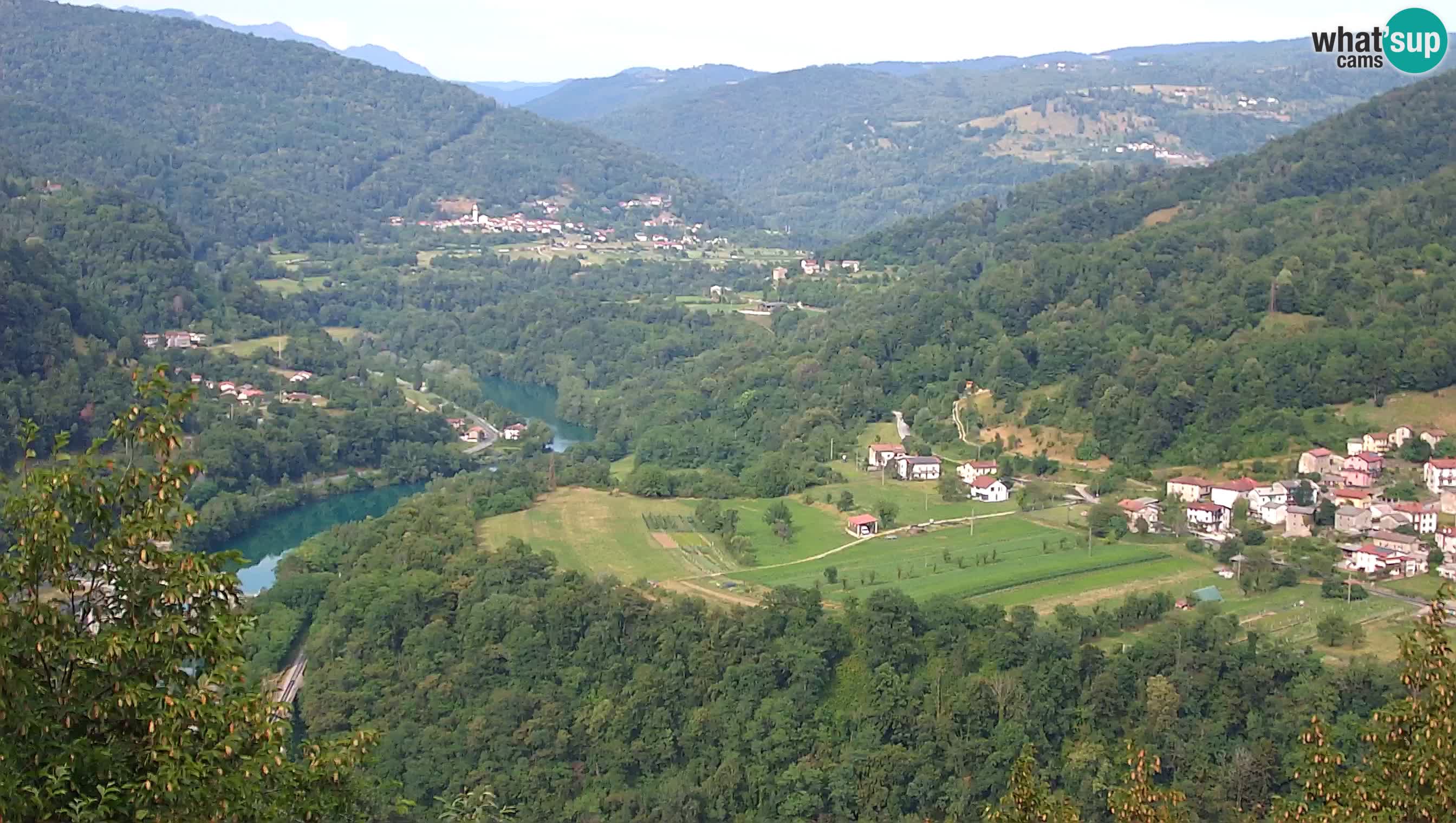 Camera en vivo Kanal ob Soči – Vue sur la rivière Soča, Ajba, Bodrež y Ročinj