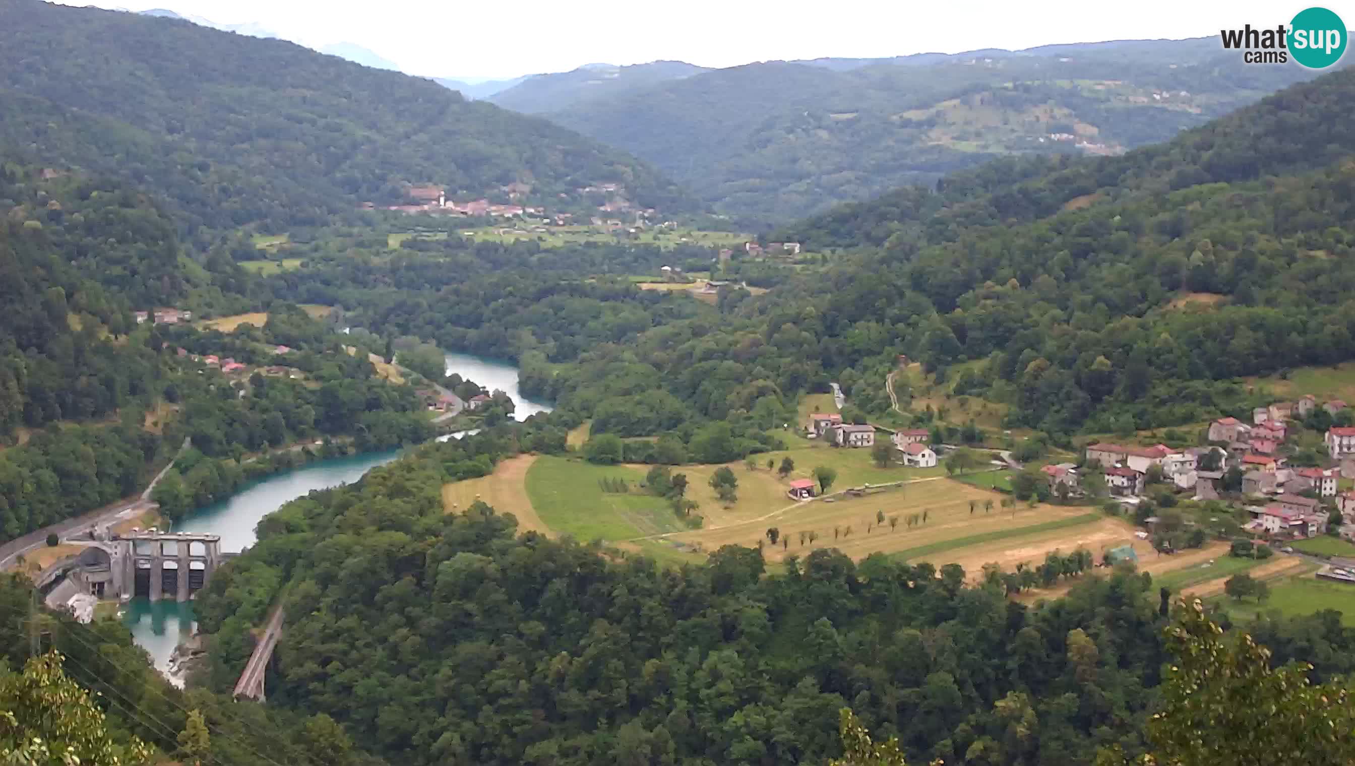 Web kamera Kanal ob Soči – Pogled na rijeku Soču, Ajbu, Bodrež i Ročinj