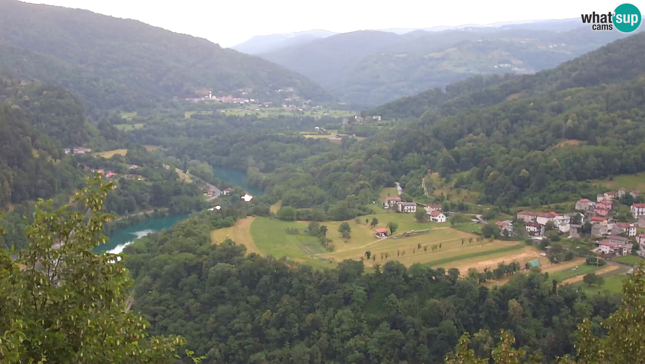 Spletna kamera Kanal ob Soči – pogled na Sočo, Ajbo, Bodrež in Ročinj