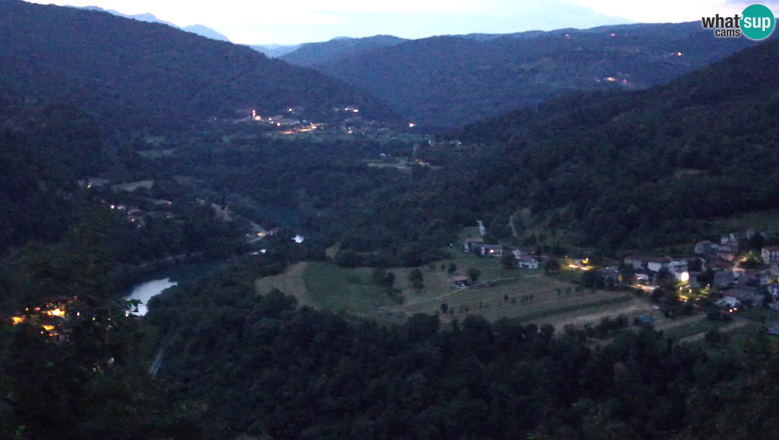 Camera en vivo Kanal ob Soči – Vue sur la rivière Soča, Ajba, Bodrež y Ročinj