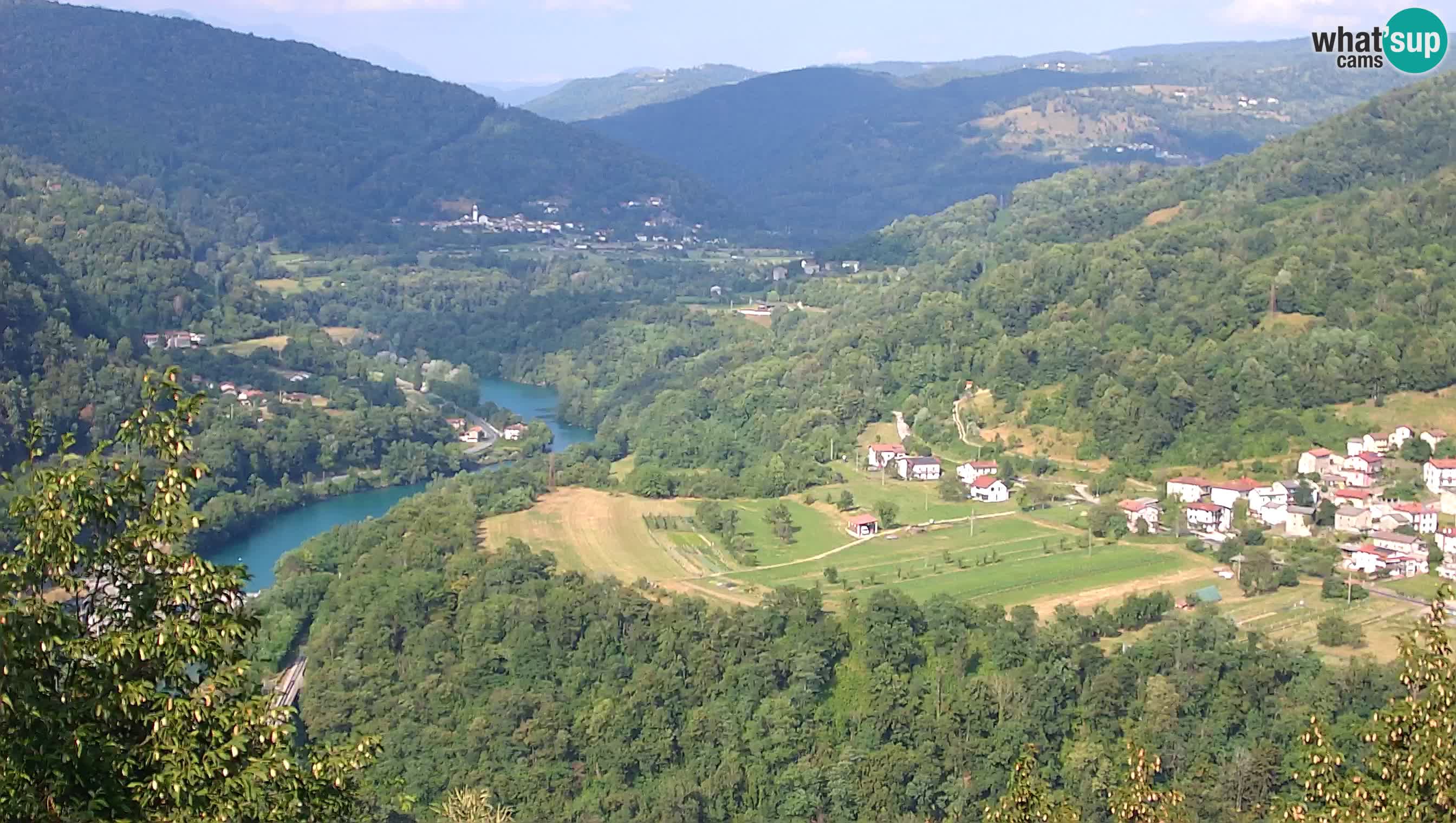 Web kamera Kanal ob Soči – Pogled na rijeku Soču, Ajbu, Bodrež i Ročinj