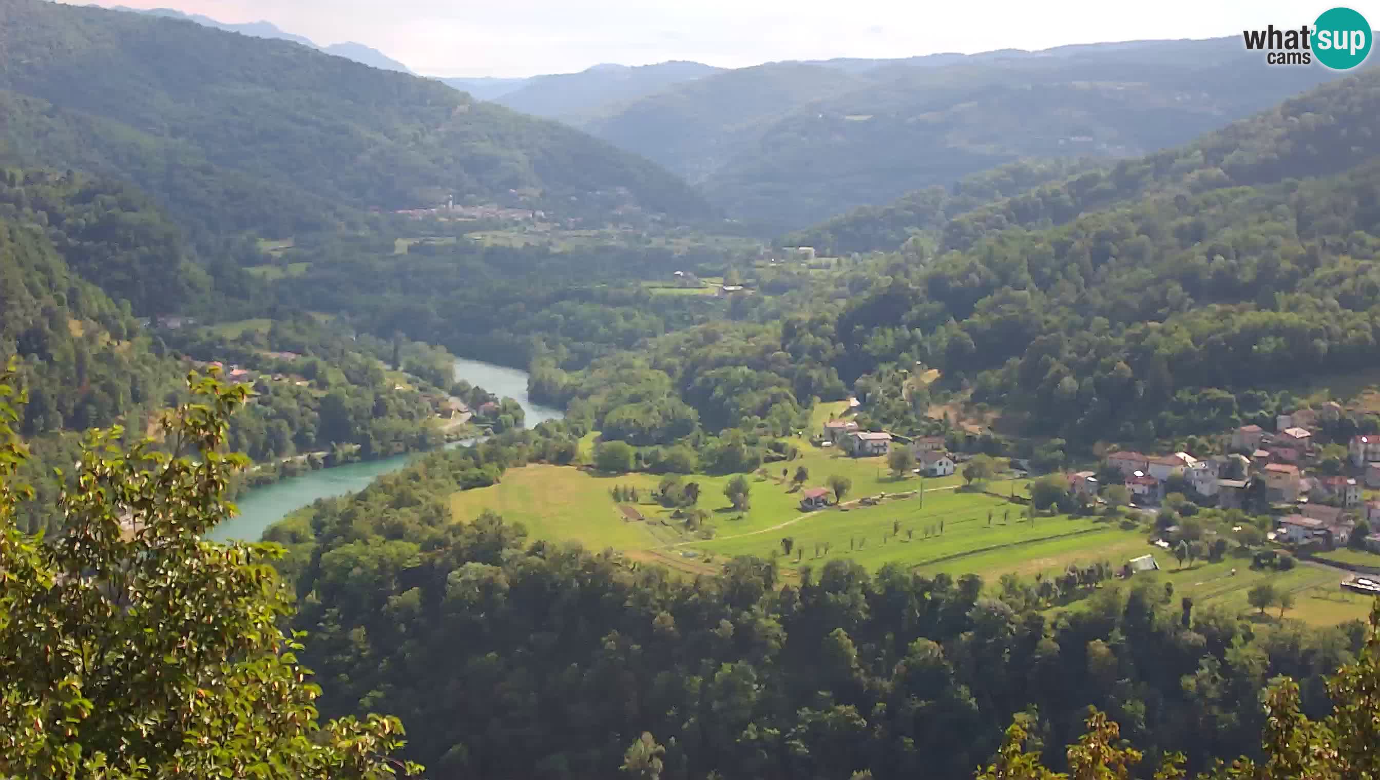 Spletna kamera Kanal ob Soči – pogled na Sočo, Ajbo, Bodrež in Ročinj