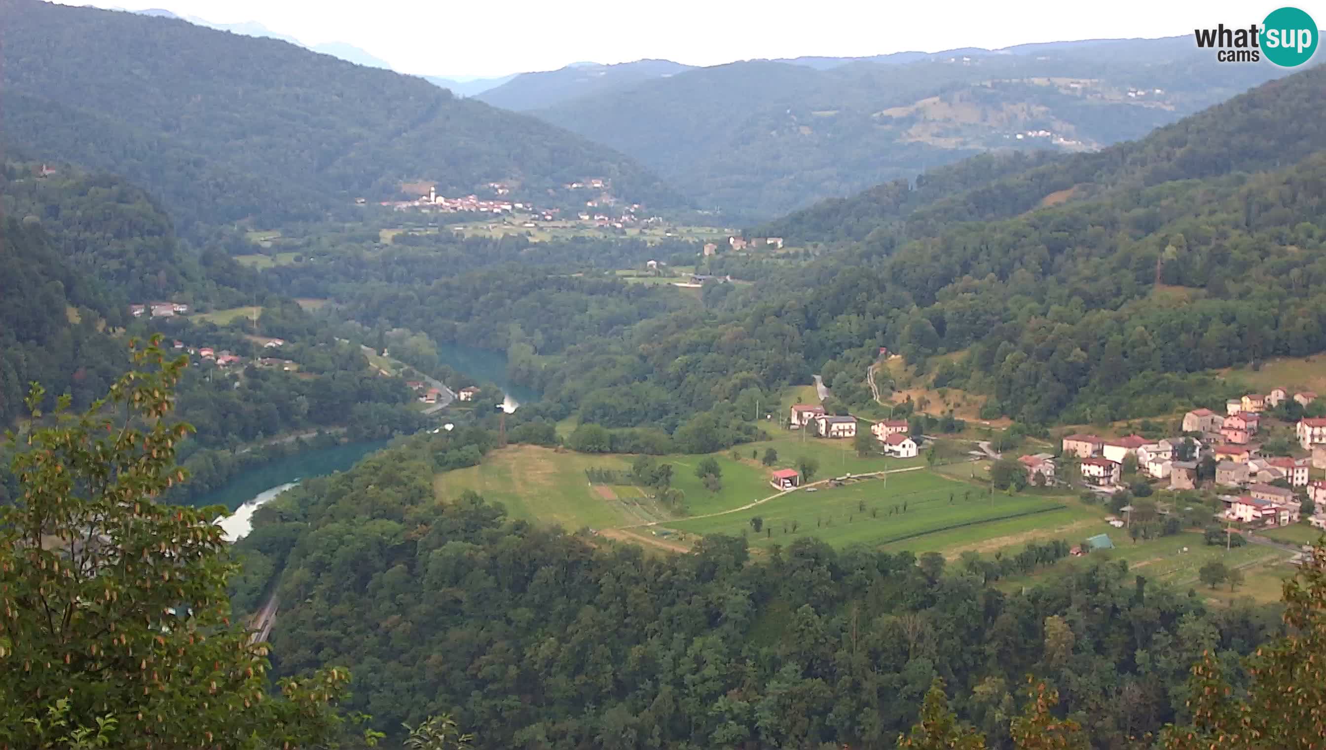 Spletna kamera Kanal ob Soči – pogled na Sočo, Ajbo, Bodrež in Ročinj