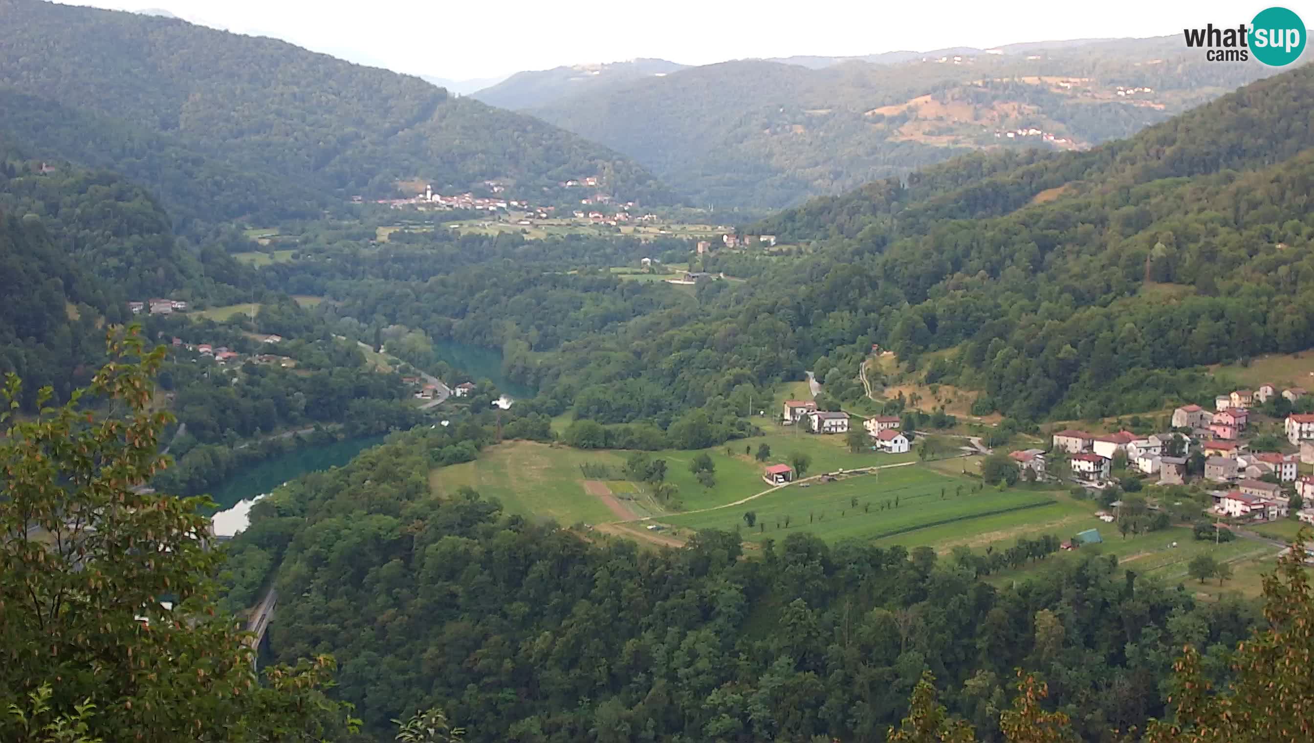 Spletna kamera Kanal ob Soči – pogled na Sočo, Ajbo, Bodrež in Ročinj