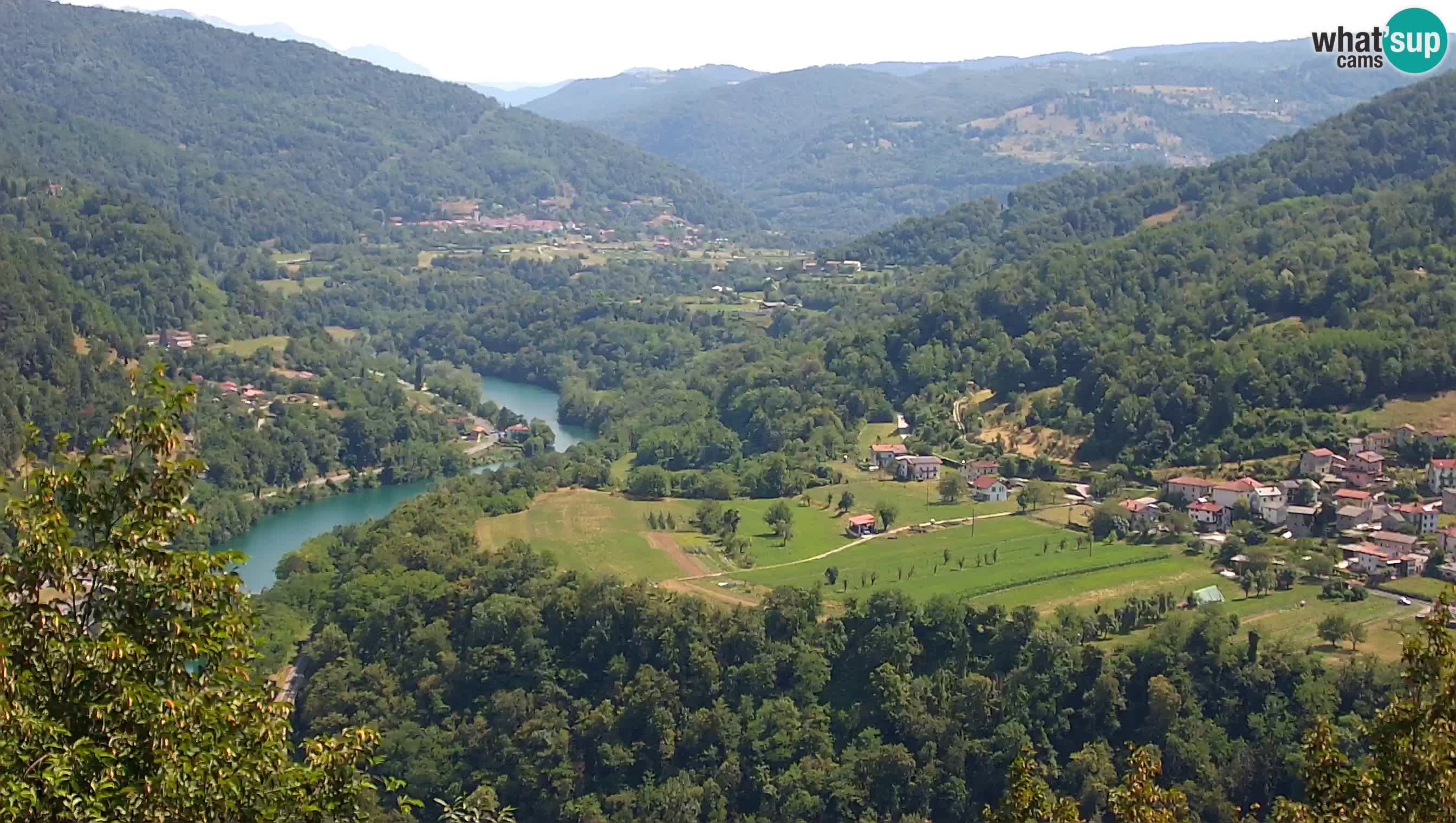 Camera en vivo Kanal ob Soči – Vue sur la rivière Soča, Ajba, Bodrež y Ročinj