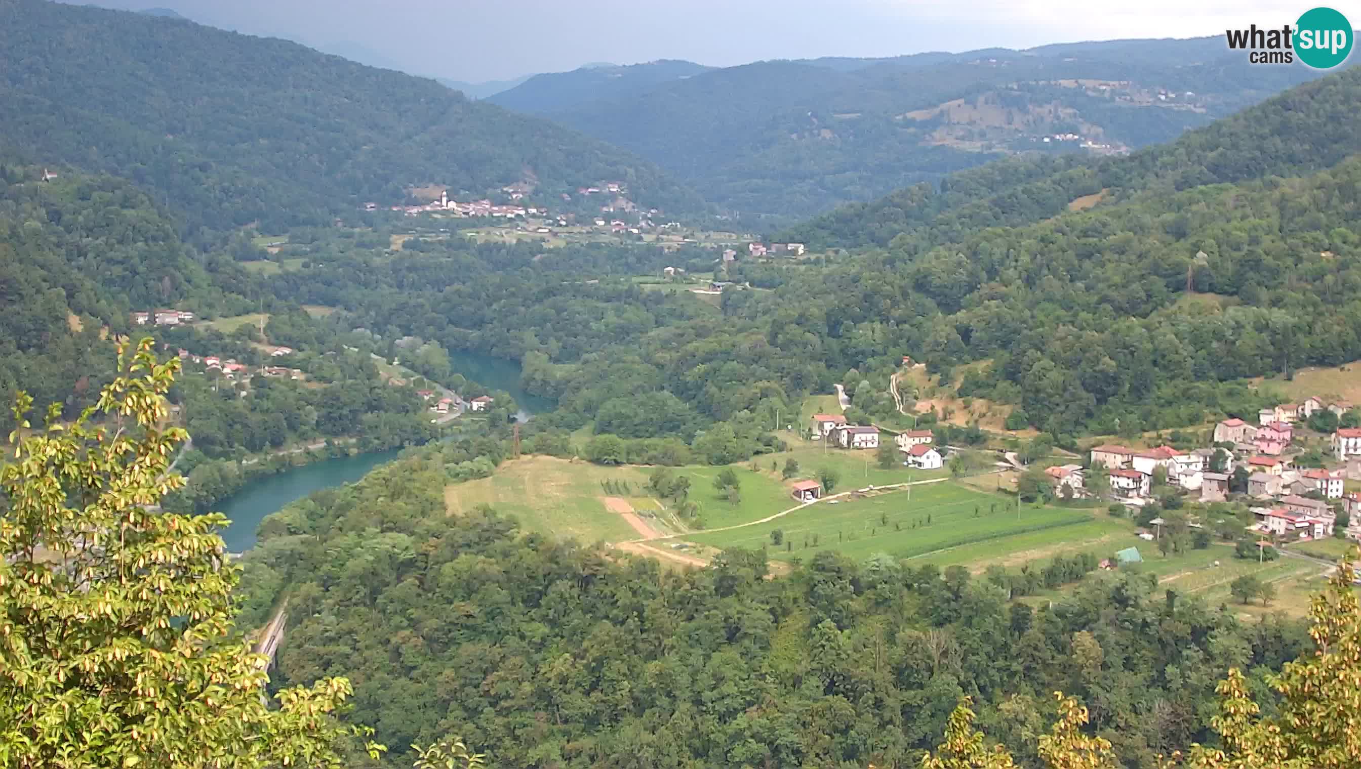 Web kamera Kanal ob Soči – Pogled na rijeku Soču, Ajbu, Bodrež i Ročinj